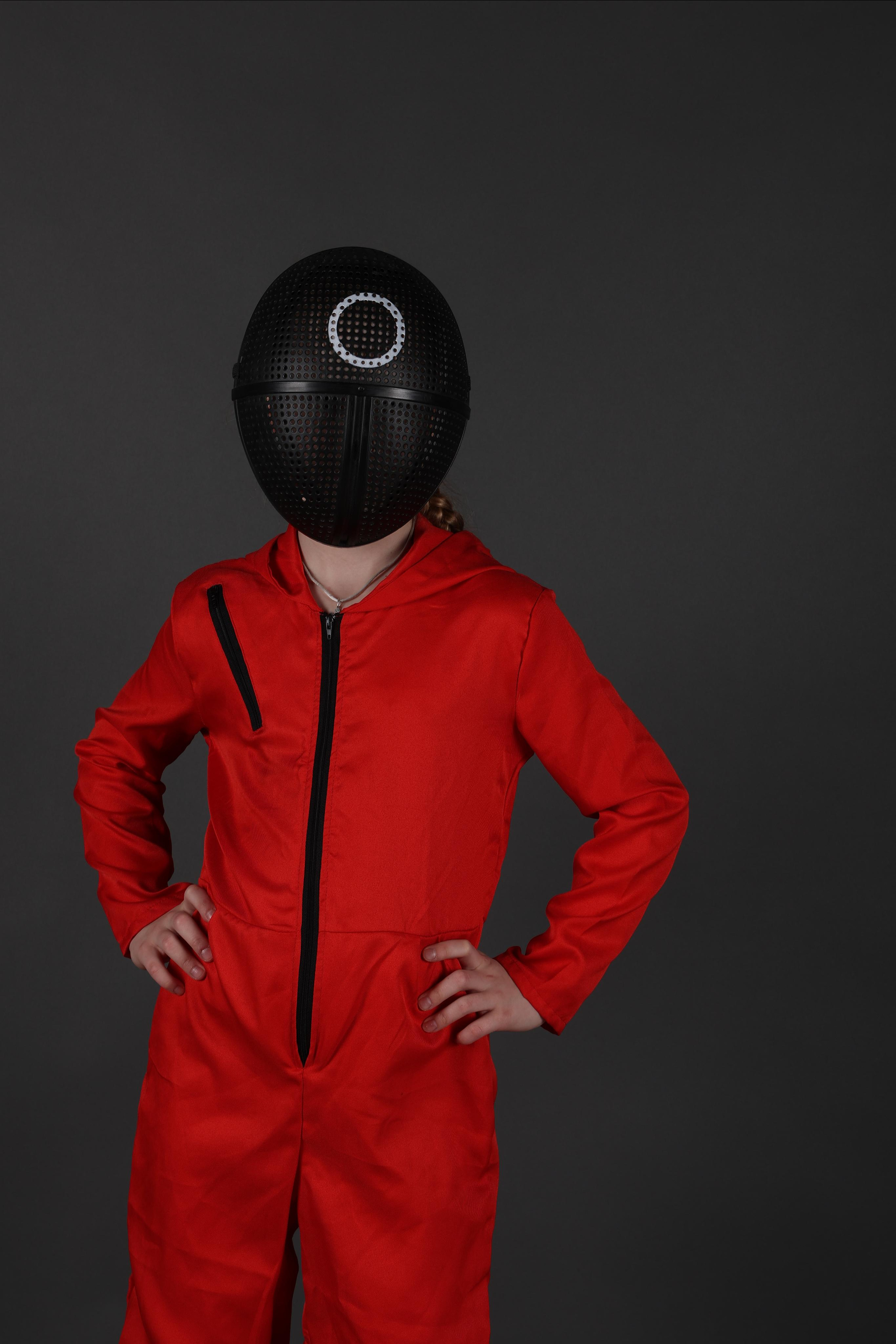 Карнавальные костюмы, вечерние и свадебные платья аренда посуточно, прокат в Жуковском. Одежда для фотосессий, аксессуары. Фотограф для маркетплейсов, фотоуслуги в Жуковском Татьяна Марсуверских