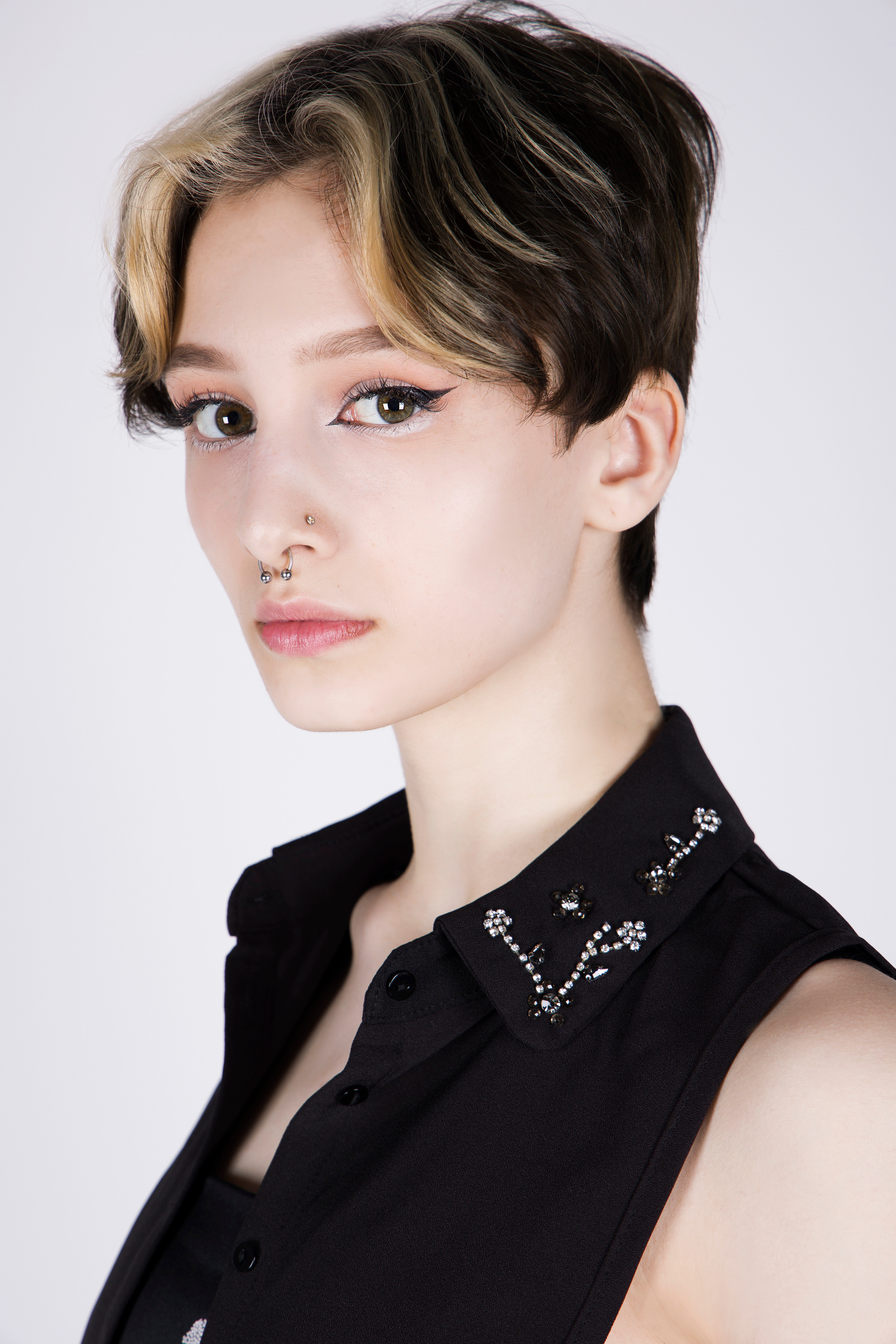 Модели для съёмок товаров на маркетплейсах. Фотограф Татьяна Марсуверских Жуковский. Фотограф для маркетплейсов, фотоуслуги в Жуковском Татьяна Марсуверских