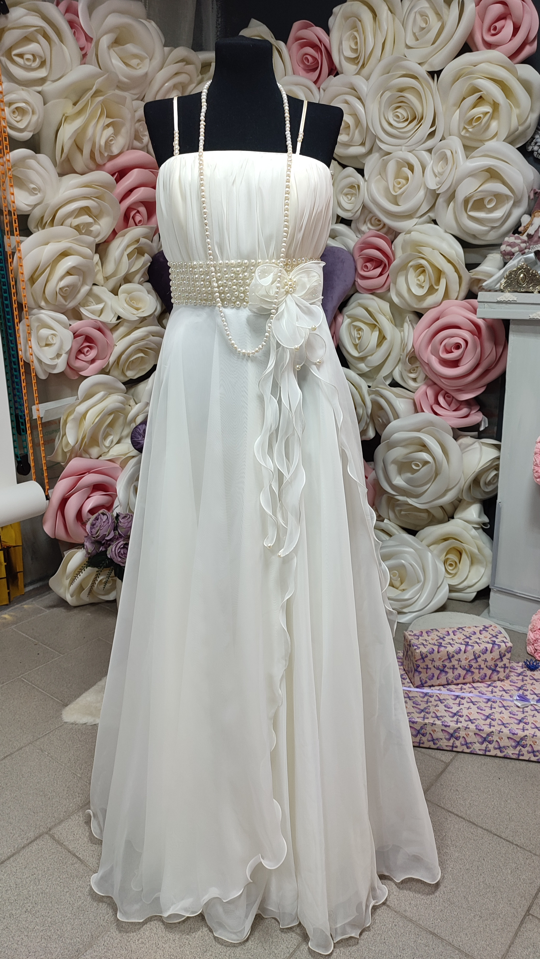 Карнавальные костюмы, вечерние и свадебные платья аренда посуточно, прокат в Жуковском. Фотограф для маркетплейсов, фотоуслуги в Жуковском Татьяна Марсуверских