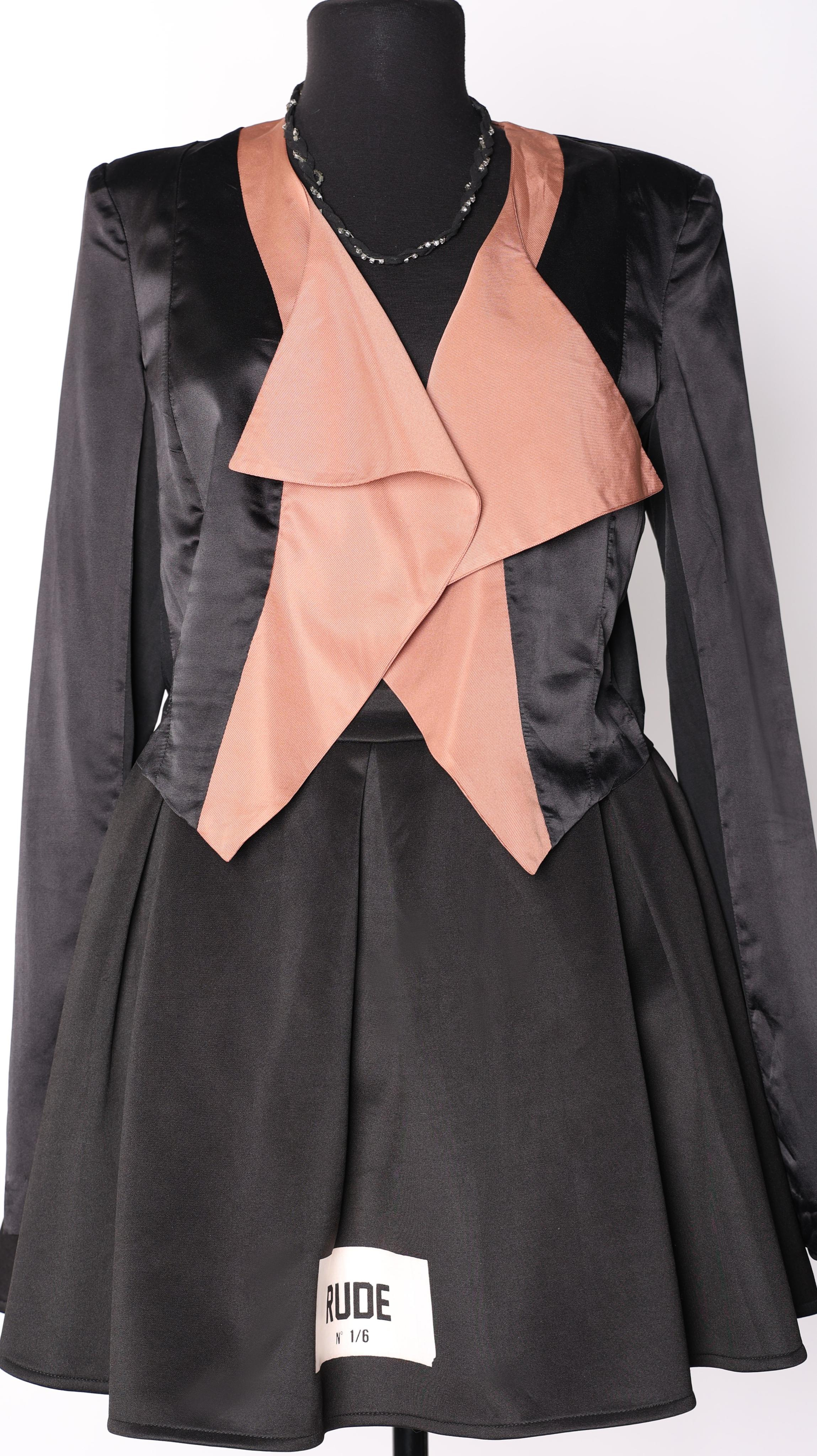 Карнавальные костюмы, вечерние и свадебные платья аренда посуточно, прокат в Жуковском. Фотограф для маркетплейсов, фотоуслуги в Жуковском Татьяна Марсуверских