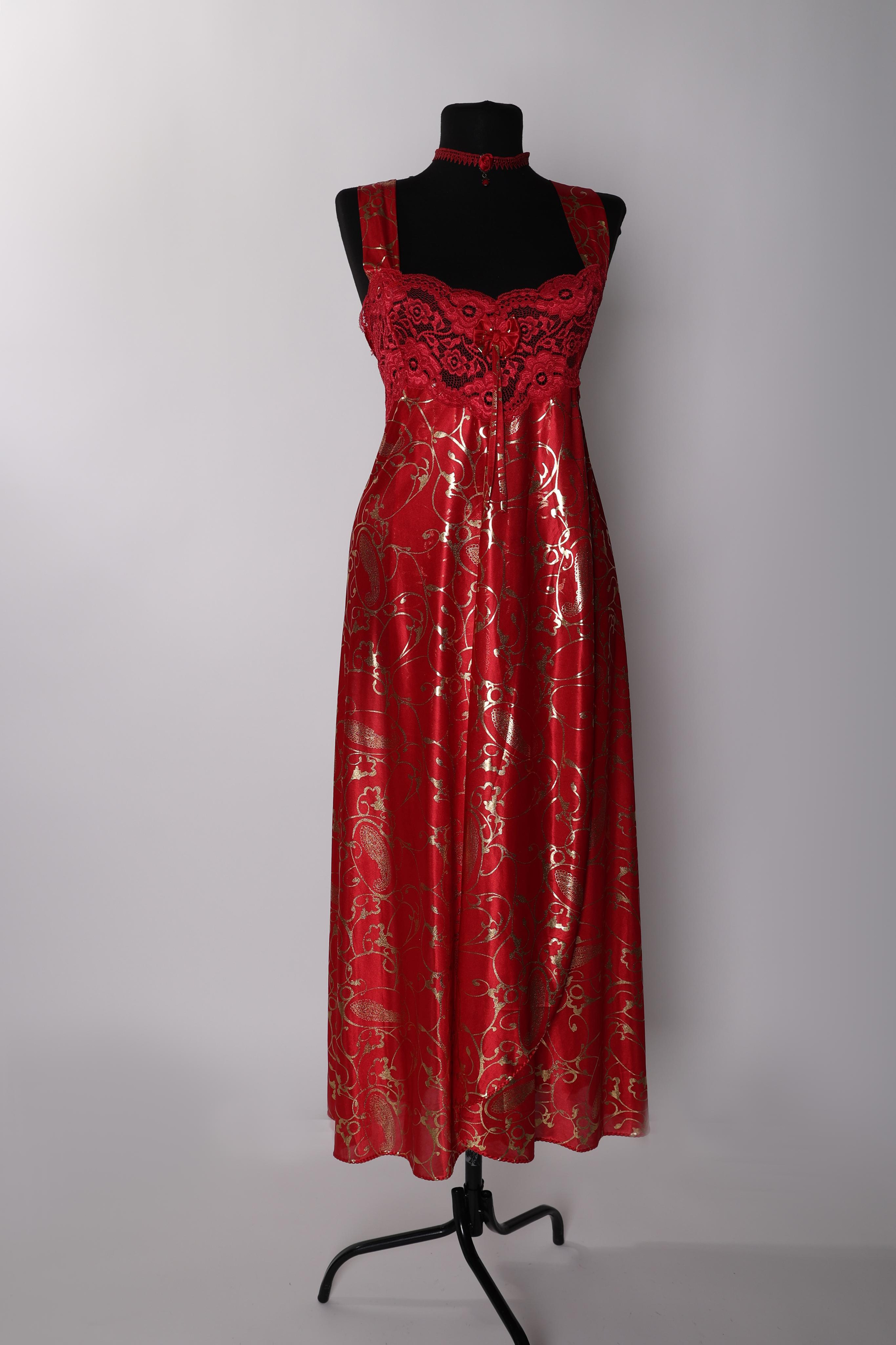 Карнавальные костюмы, вечерние и свадебные платья аренда посуточно, прокат в Жуковском. Фотограф для маркетплейсов, фотоуслуги в Жуковском Татьяна Марсуверских