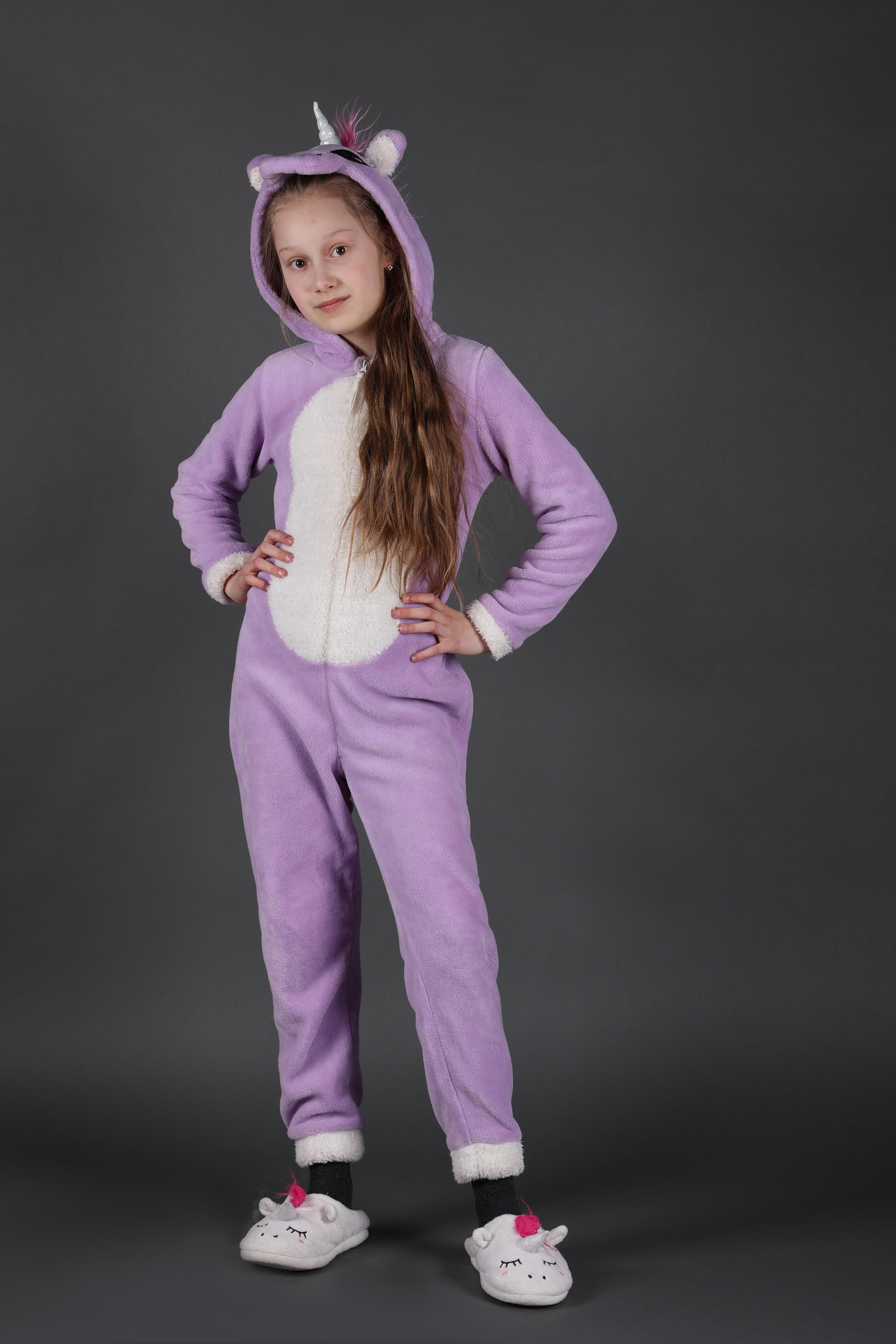 Карнавальные костюмы, вечерние и свадебные платья аренда посуточно, прокат в Жуковском. Одежда для фотосессий, аксессуары. Фотограф для маркетплейсов, фотоуслуги в Жуковском Татьяна Марсуверских