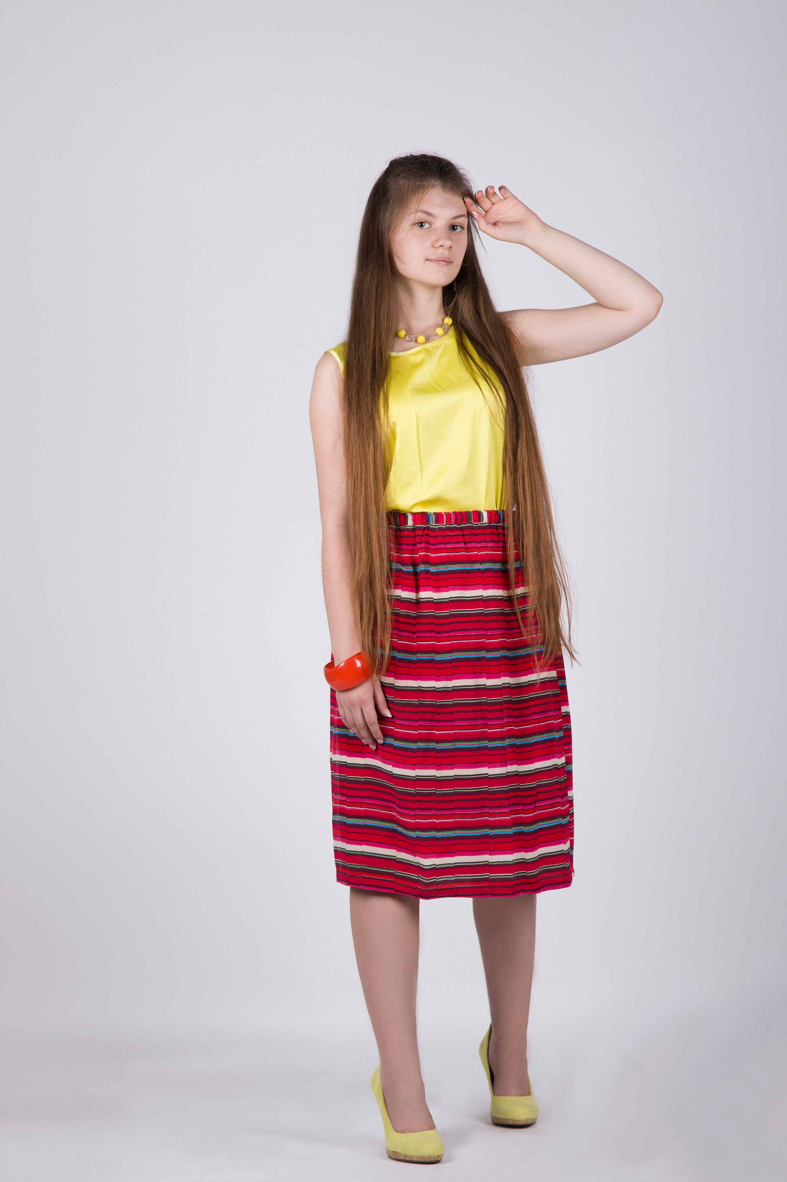 Карнавальные костюмы, вечерние и свадебные платья аренда посуточно, прокат в Жуковском. Фотограф для маркетплейсов, фотоуслуги в Жуковском Татьяна Марсуверских