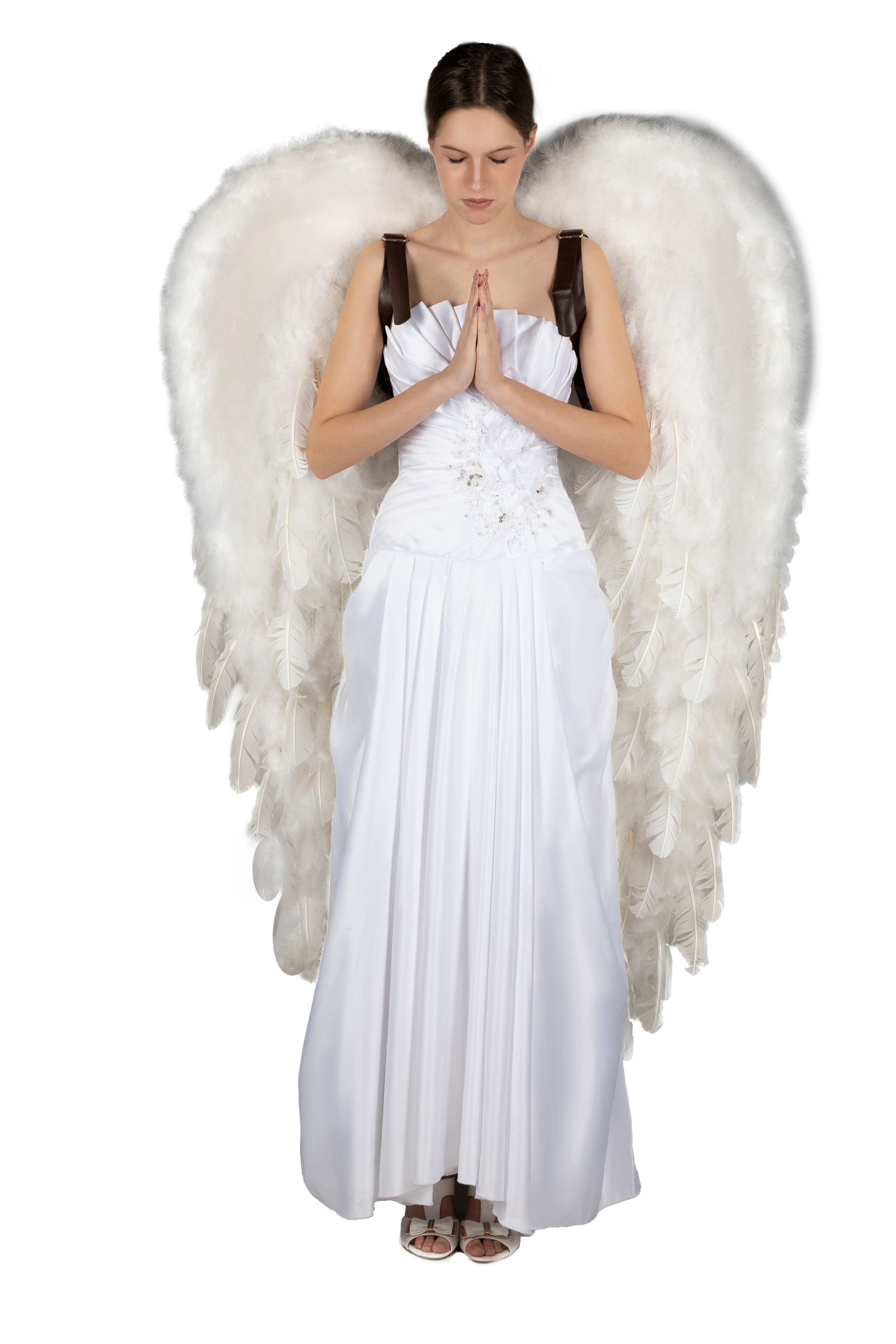 Карнавальные костюмы, крылья в прокат аренда в Жуковском . Крылья ангела, Малифисента. Черные и белые крылья, аксессуары из перьев в прокат. Фотограф для маркетплейсов, фотоуслуги в Жуковском Татьяна Марсуверских