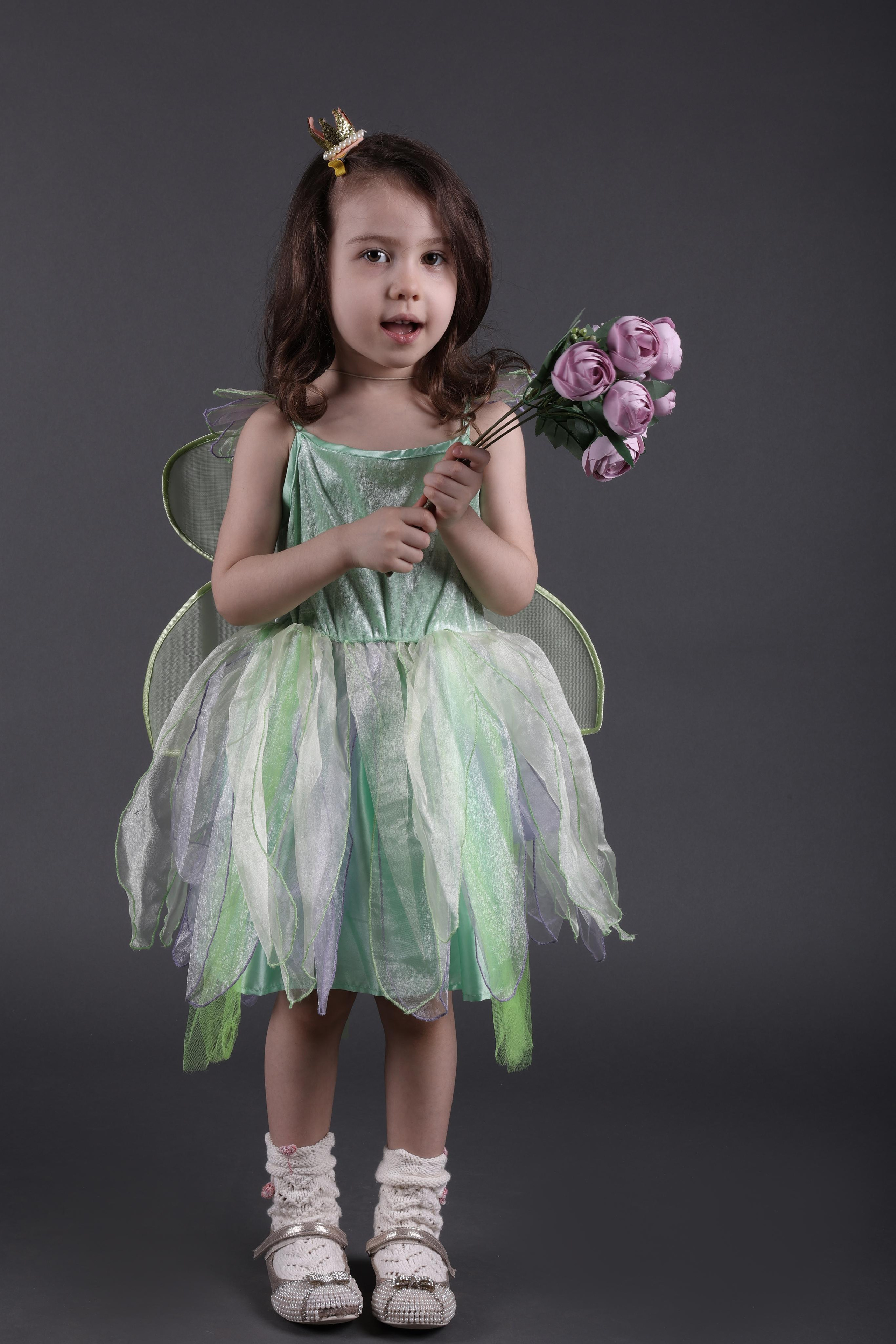 Карнавальные костюмы, вечерние и свадебные платья аренда посуточно, прокат в Жуковском. Одежда для фотосессий, аксессуары. Фотограф для маркетплейсов, фотоуслуги в Жуковском Татьяна Марсуверских