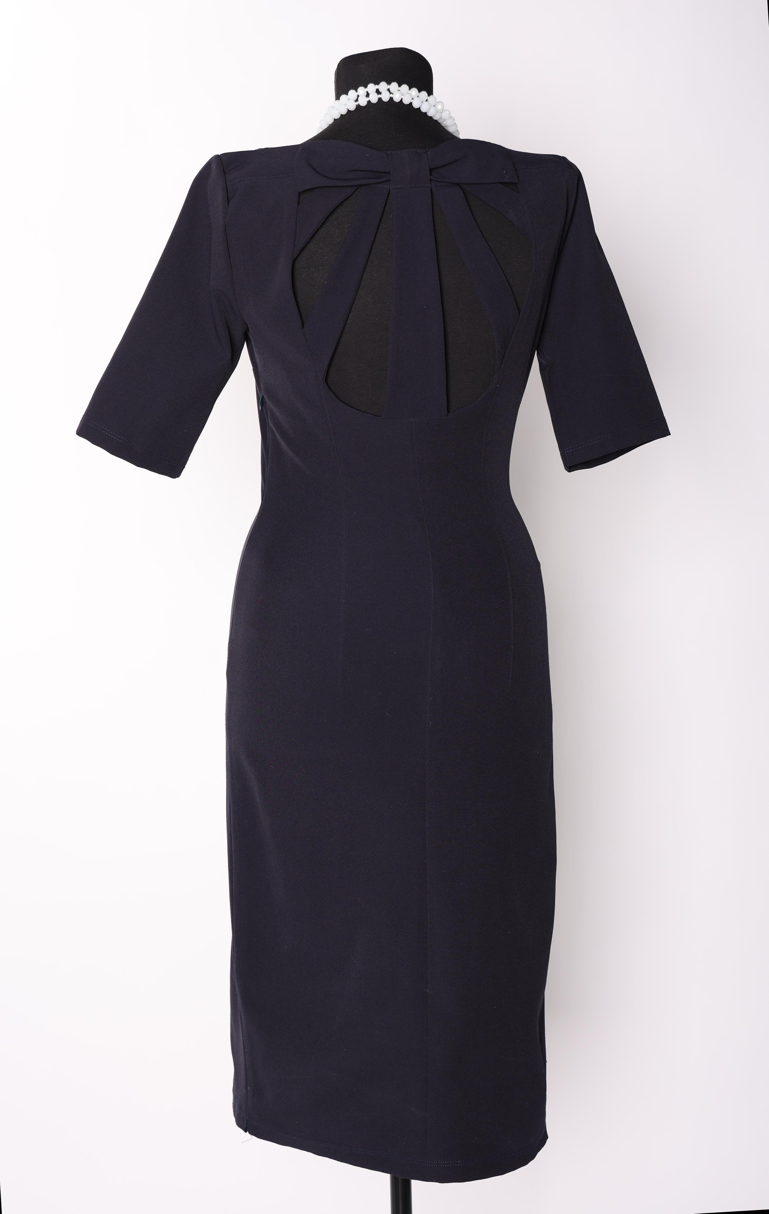 Карнавальные костюмы, вечерние и свадебные платья аренда посуточно, прокат в Жуковском. Фотограф для маркетплейсов, фотоуслуги в Жуковском Татьяна Марсуверских