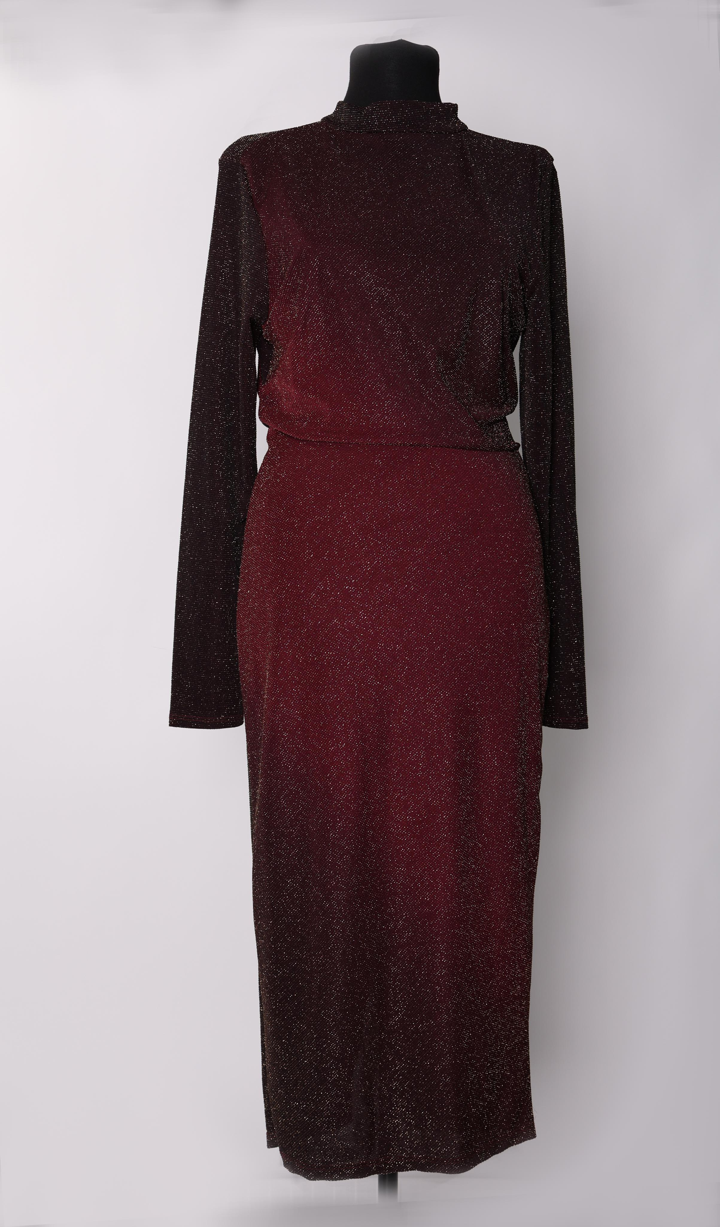 Карнавальные костюмы, вечерние и свадебные платья аренда посуточно, прокат в Жуковском. Фотограф для маркетплейсов, фотоуслуги в Жуковском Татьяна Марсуверских