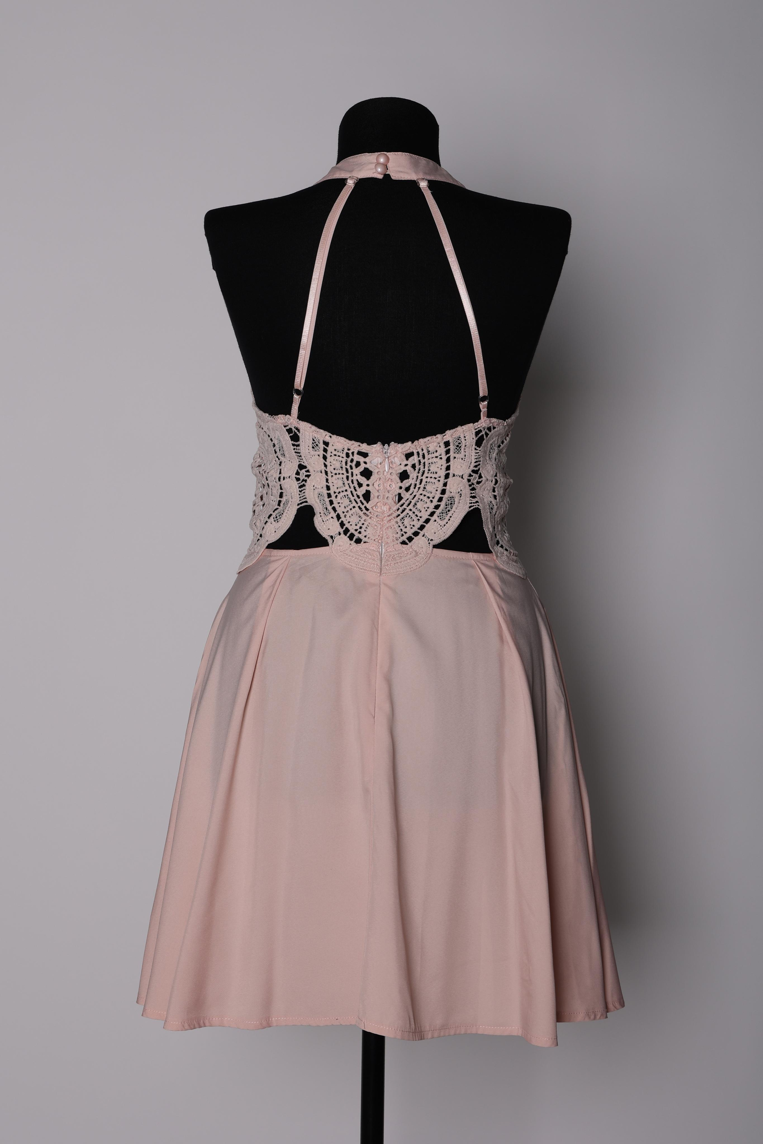 Карнавальные костюмы, вечерние и свадебные платья аренда посуточно, прокат в Жуковском. Фотограф для маркетплейсов, фотоуслуги в Жуковском Татьяна Марсуверских