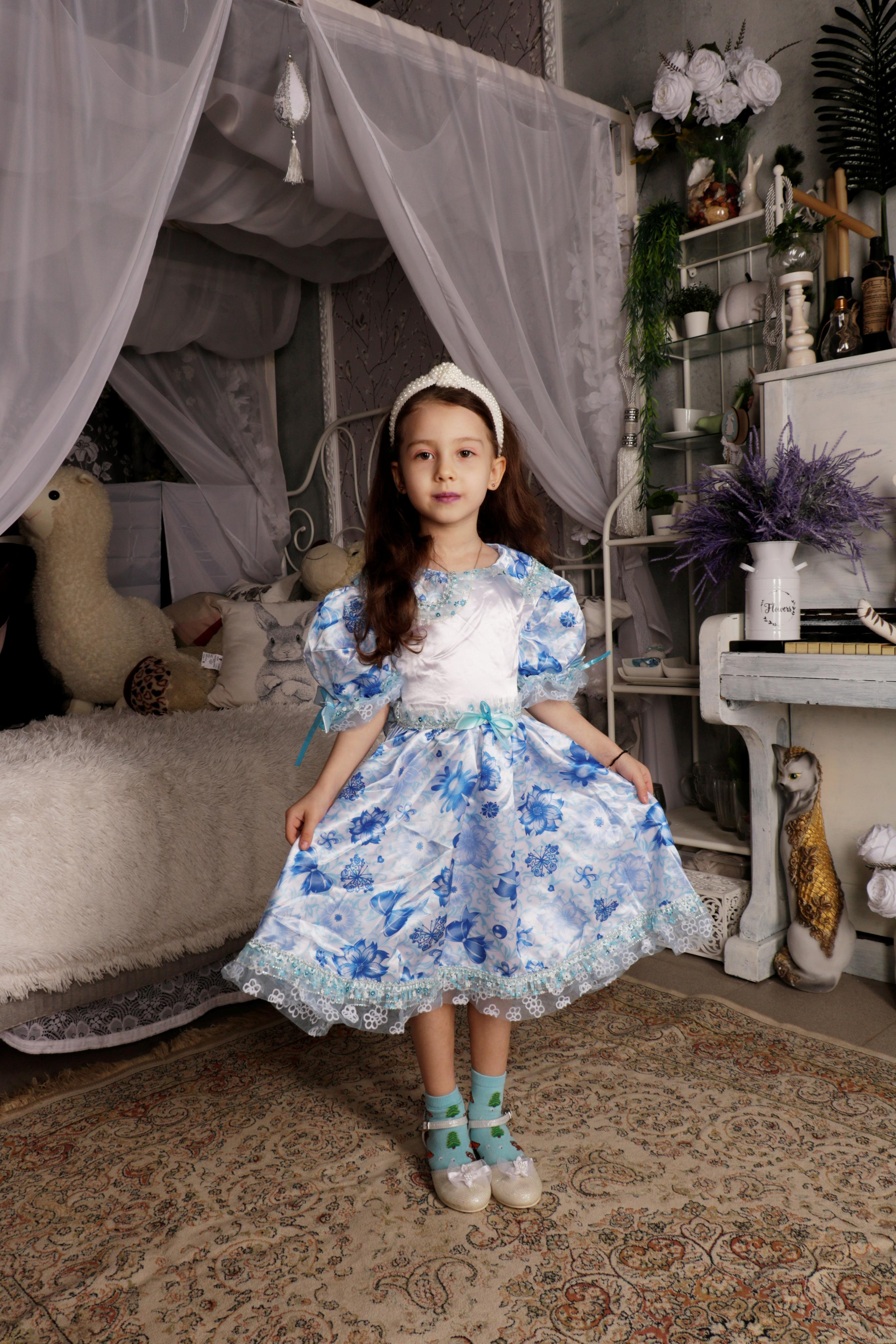 Карнавальные костюмы, вечерние и свадебные платья аренда посуточно, прокат в Жуковском. Одежда для фотосессий, аксессуары. Фотограф для маркетплейсов, фотоуслуги в Жуковском Татьяна Марсуверских