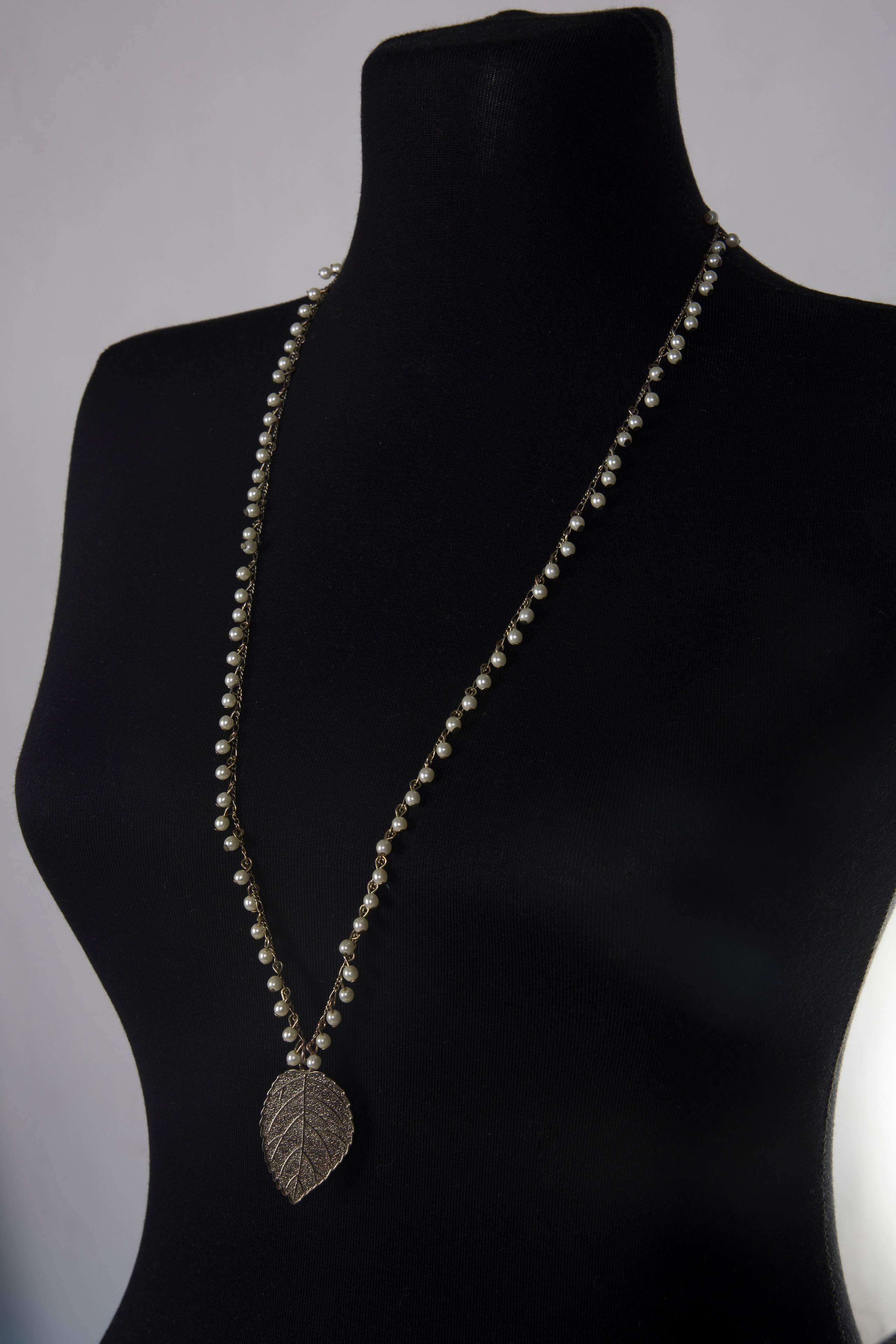 Карнавальные костюмы, вечерние и свадебные платья аренда посуточно, прокат в Жуковском. Одежда для фотосессий, аксессуары. Фотограф для маркетплейсов, фотоуслуги в Жуковском Татьяна Марсуверских