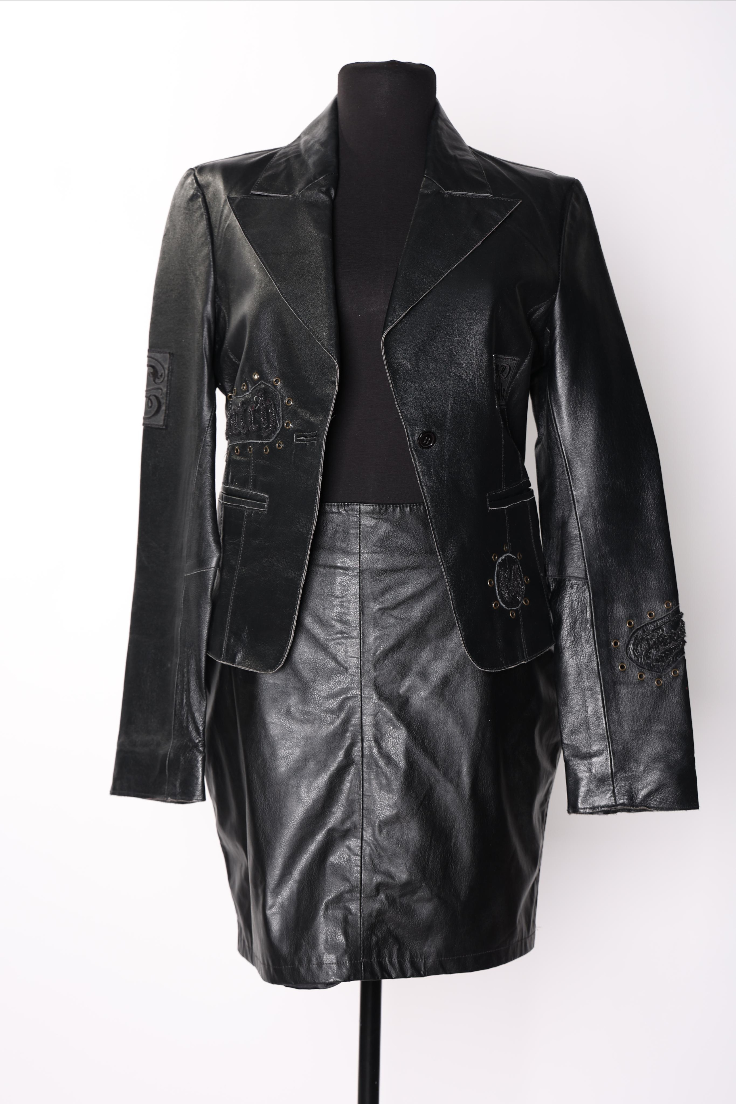 Карнавальные костюмы, вечерние и свадебные платья, юбки, прокат в Жуковском. Фотограф для маркетплейсов, фотоуслуги в Жуковском Татьяна Марсуверских