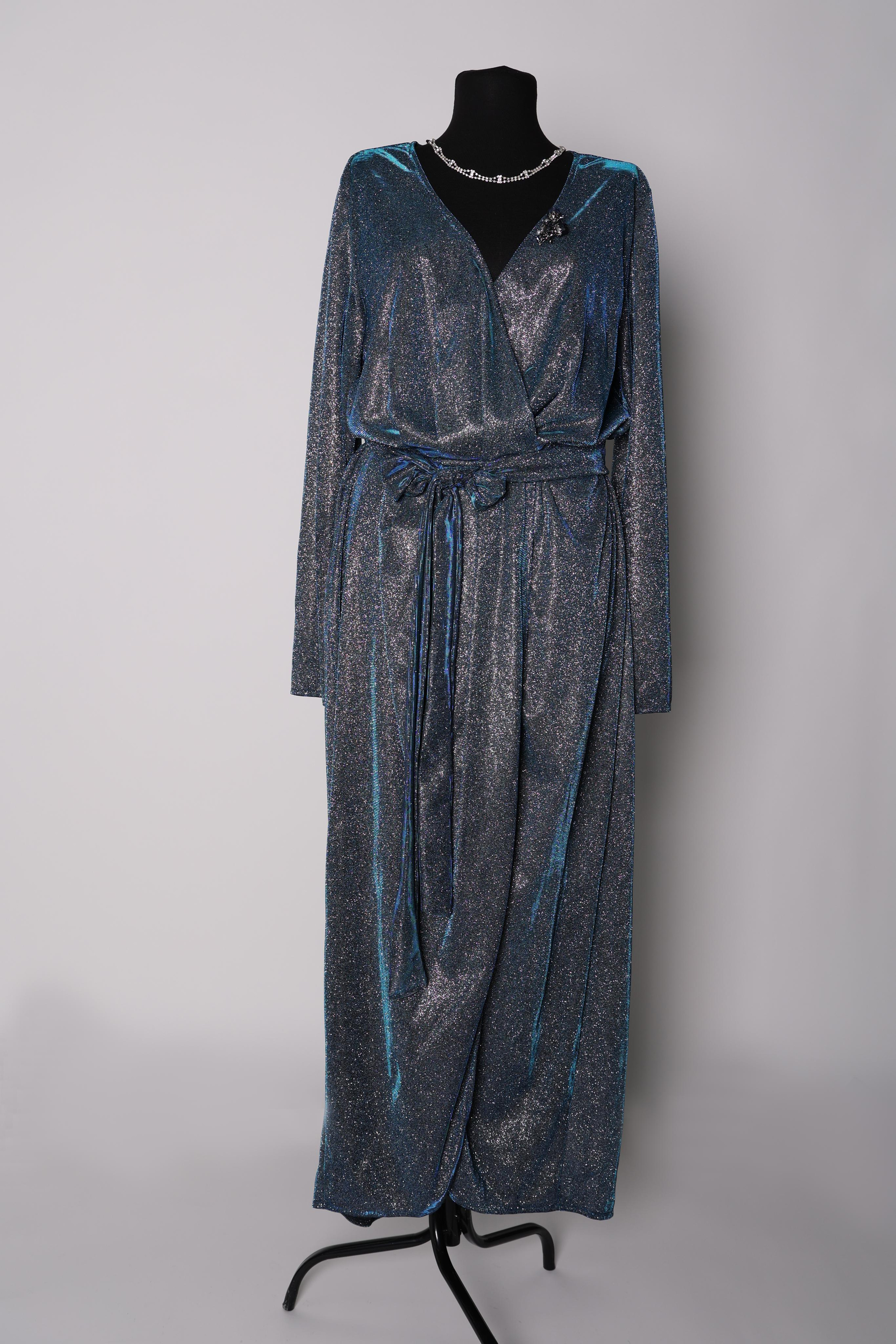 Карнавальные костюмы, вечерние и свадебные платья аренда посуточно, прокат в Жуковском. Фотограф для маркетплейсов, фотоуслуги в Жуковском Татьяна Марсуверских