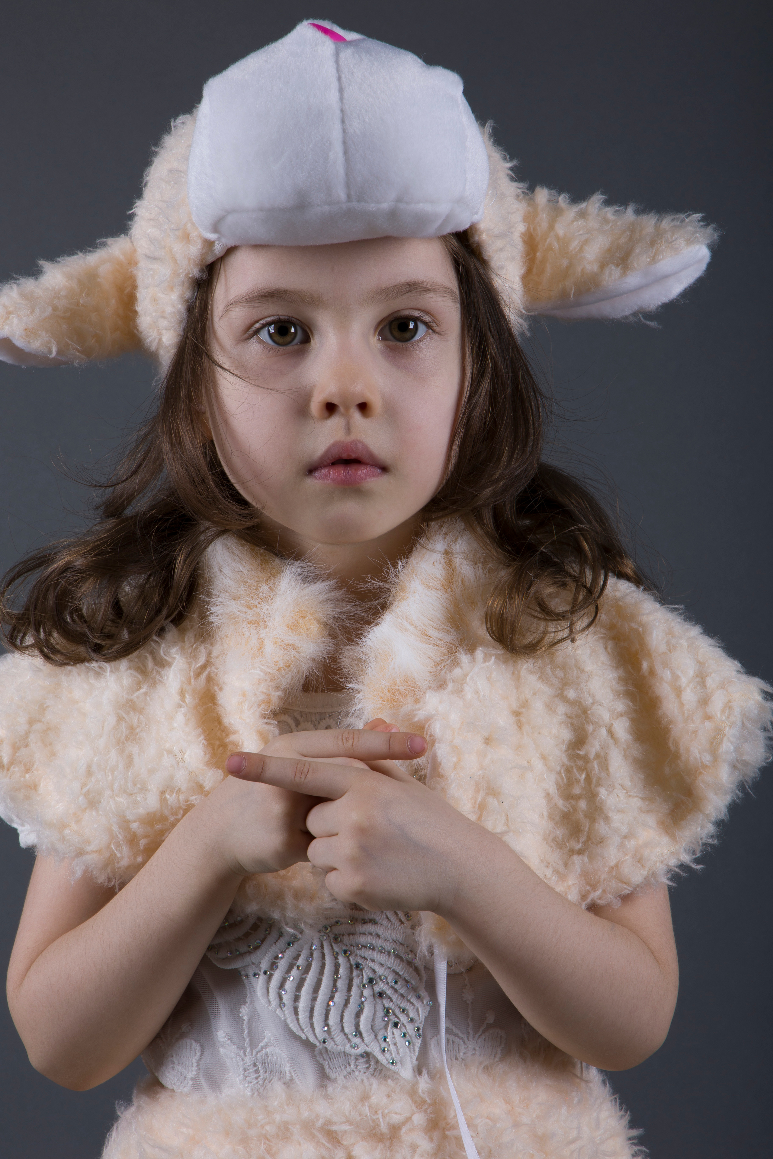 Карнавальные костюмы, вечерние и свадебные платья аренда посуточно, прокат в Жуковском. Одежда для фотосессий, аксессуары. Фотограф для маркетплейсов, фотоуслуги в Жуковском Татьяна Марсуверских