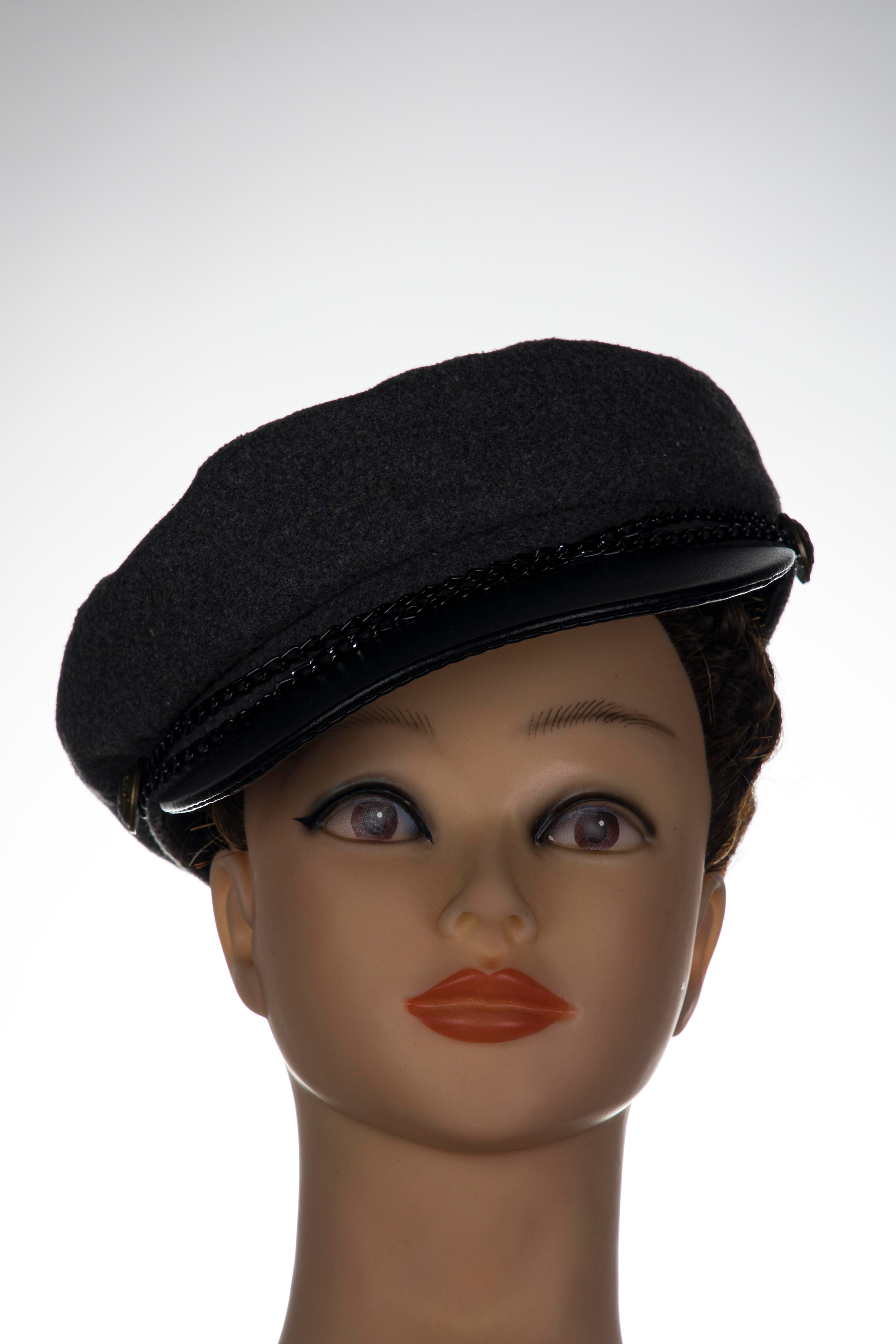 Карнавальные костюмы, вечерние и свадебные платья аренда посуточно, прокат в Жуковском. Одежда для фотосессий, аксессуары. Фотограф для маркетплейсов, фотоуслуги в Жуковском Татьяна Марсуверских