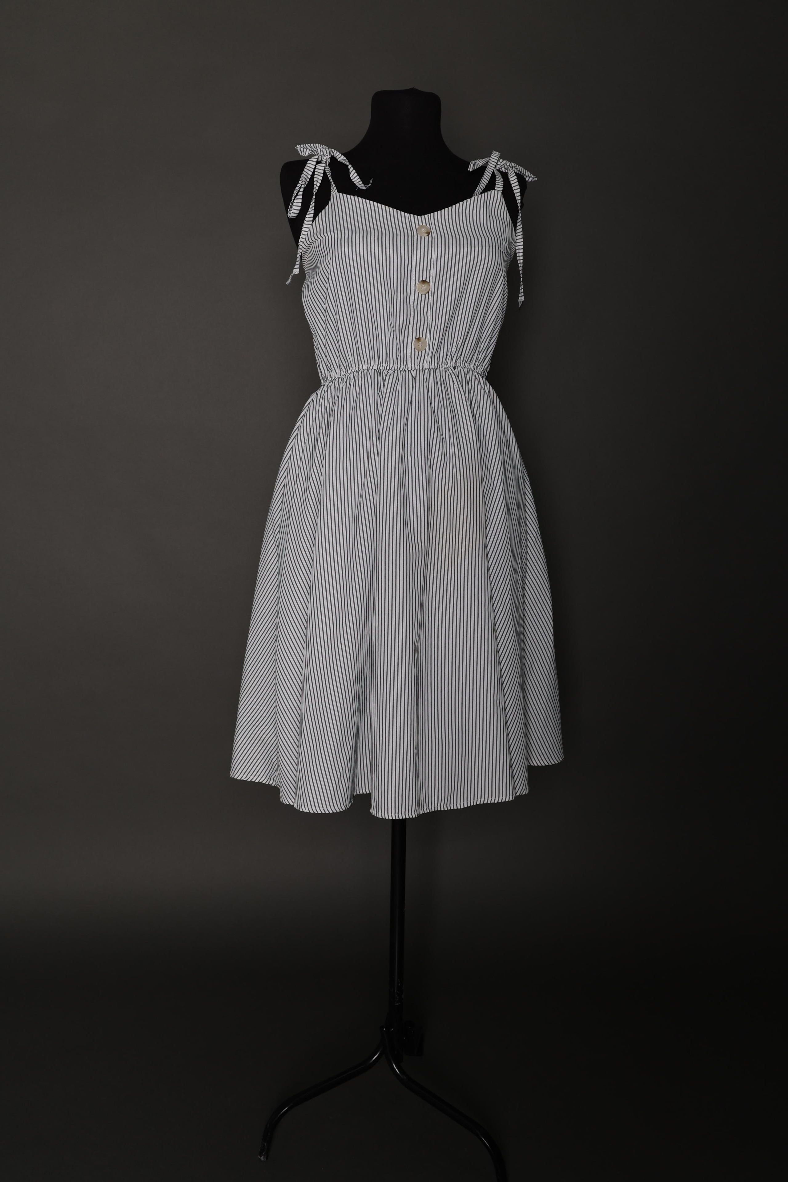 Карнавальные костюмы, вечерние и свадебные платья аренда посуточно, прокат в Жуковском. Фотограф для маркетплейсов, фотоуслуги в Жуковском Татьяна Марсуверских