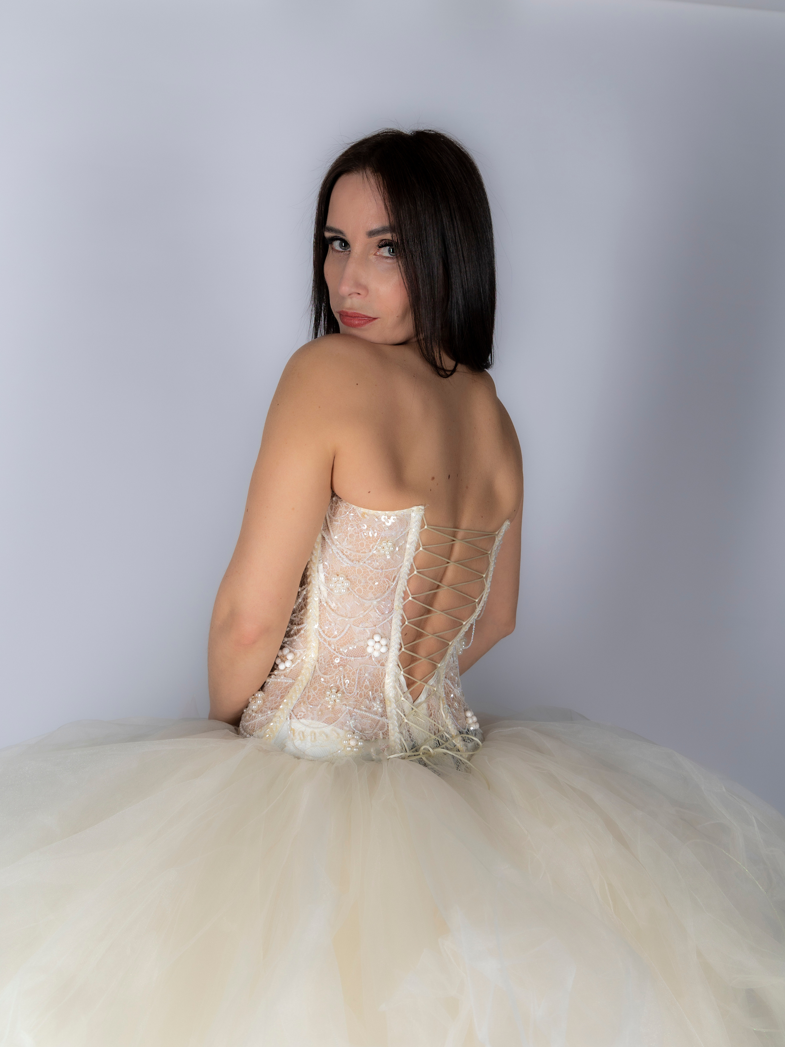 Карнавальные костюмы, вечерние и свадебные платья аренда посуточно, прокат в Жуковском. Фотограф для маркетплейсов, фотоуслуги в Жуковском Татьяна Марсуверских