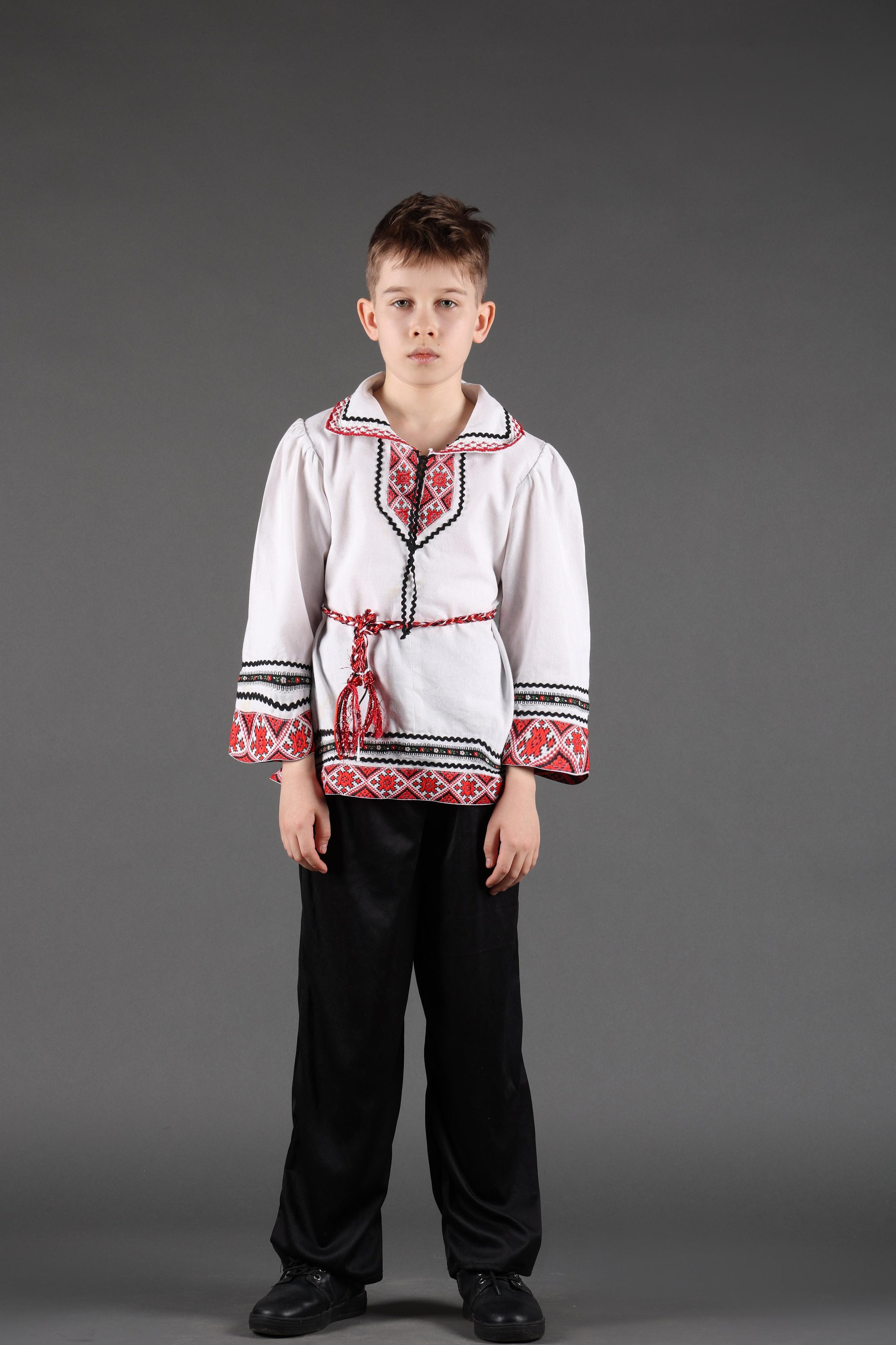 Карнавальные костюмы, вечерние и свадебные платья аренда посуточно, прокат в Жуковском. Фотограф для маркетплейсов, фотоуслуги в Жуковском Татьяна Марсуверских