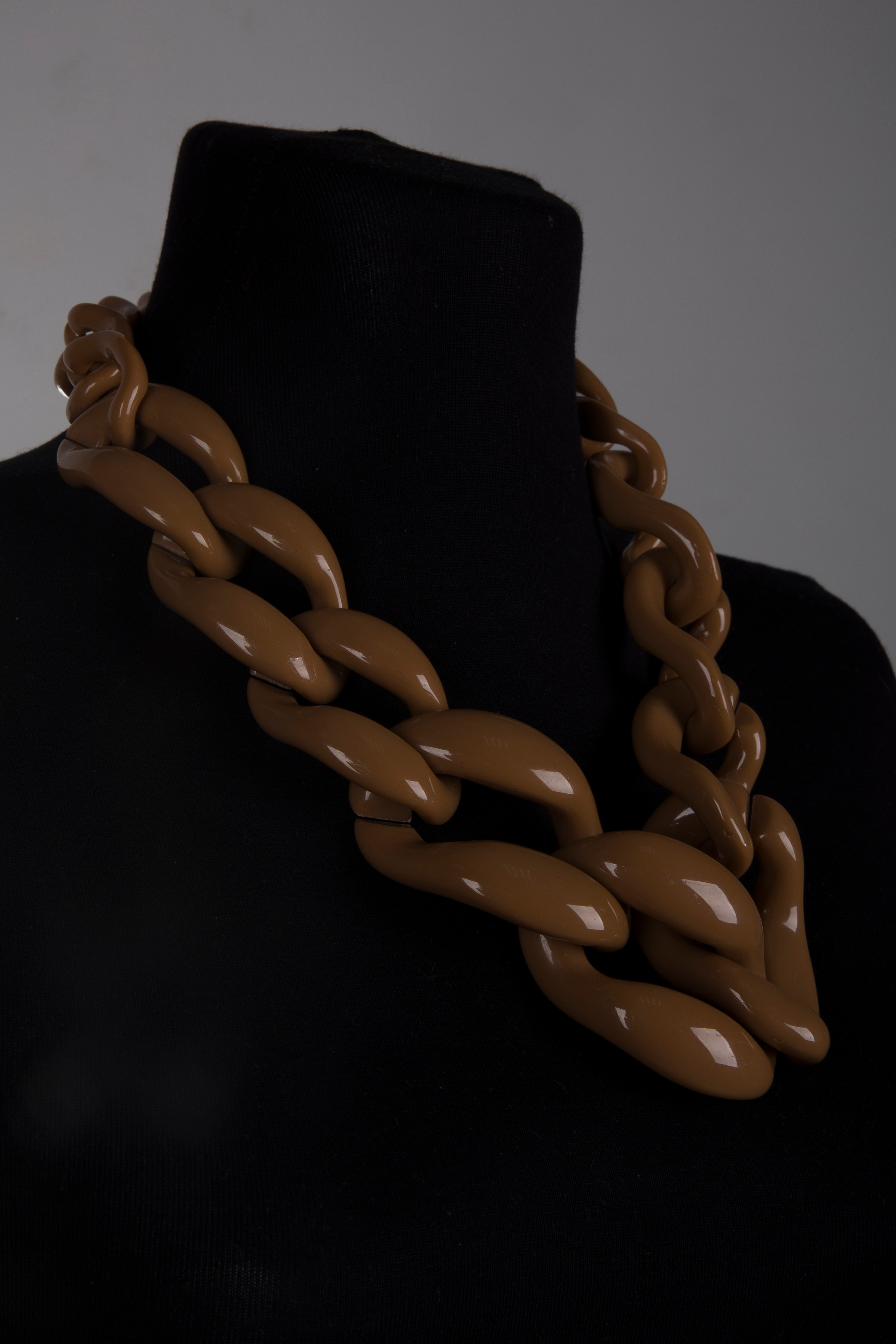 Карнавальные костюмы, вечерние и свадебные платья аренда посуточно, прокат в Жуковском. Одежда для фотосессий, аксессуары. Фотограф для маркетплейсов, фотоуслуги в Жуковском Татьяна Марсуверских