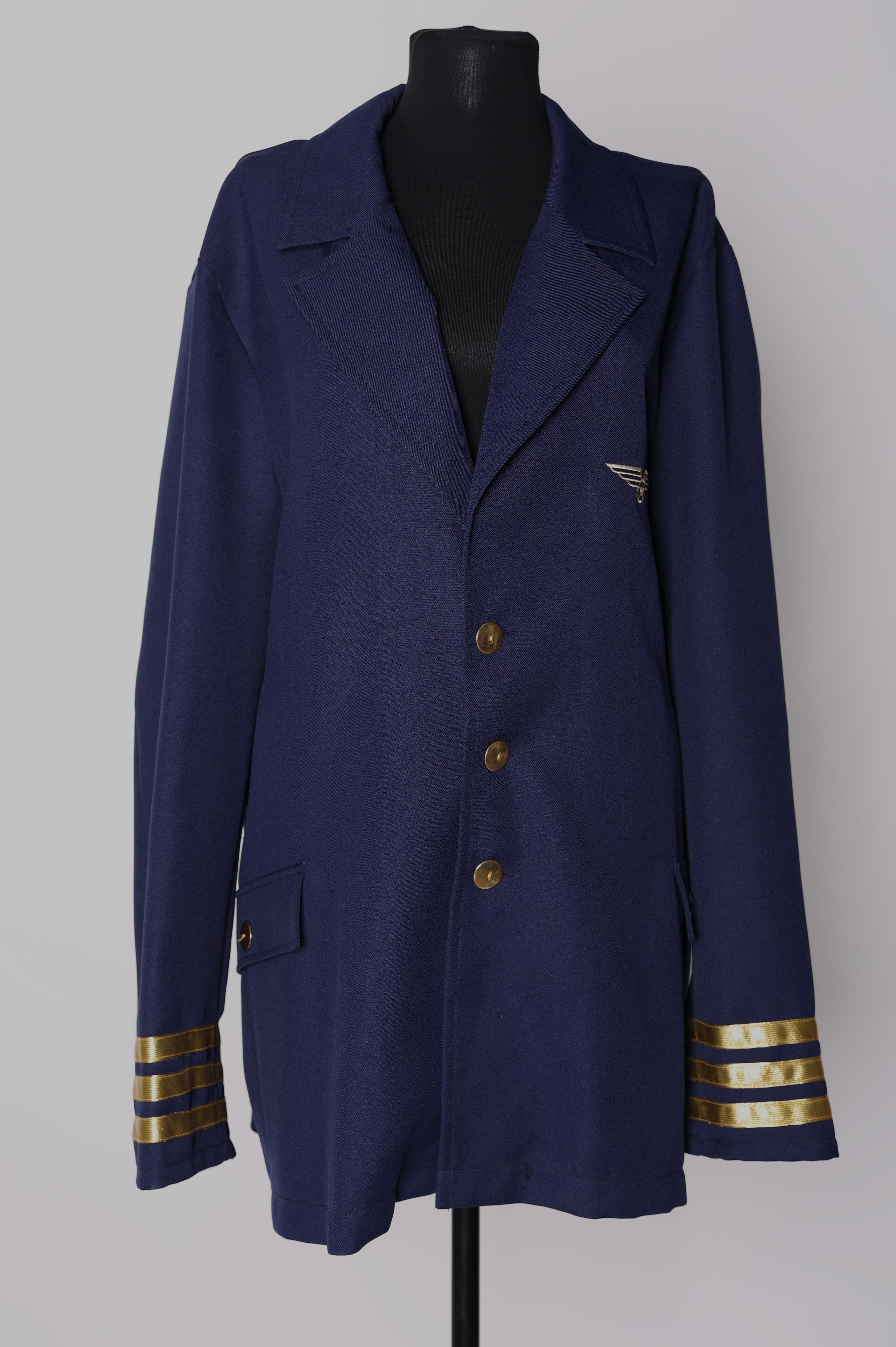 Карнавальные костюмы, вечерние и свадебные платья аренда посуточно, прокат в Жуковском. Фотограф для маркетплейсов, фотоуслуги в Жуковском Татьяна Марсуверских