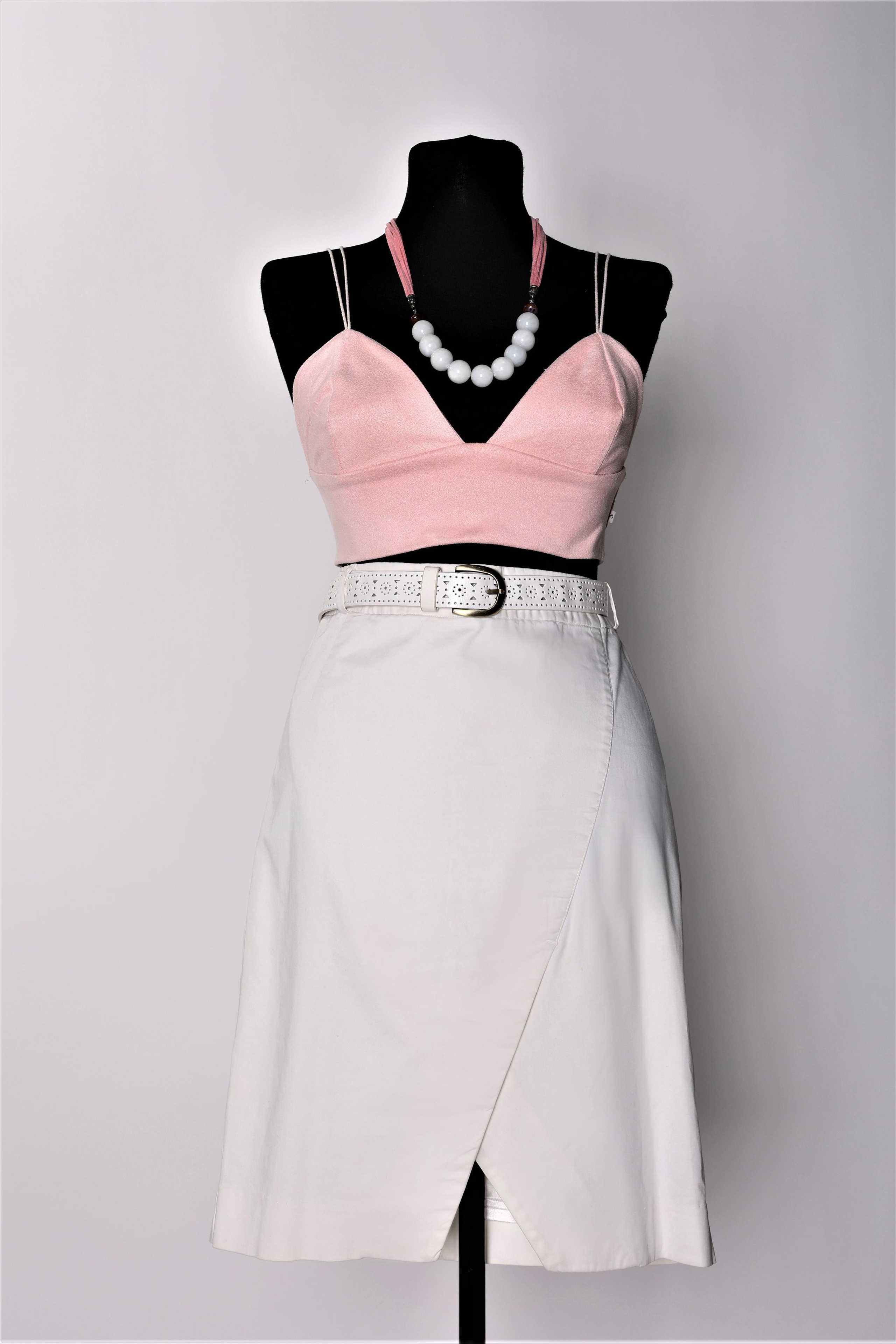 Карнавальные костюмы, вечерние и свадебные платья аренда посуточно, прокат в Жуковском. Фотограф для маркетплейсов, фотоуслуги в Жуковском Татьяна Марсуверских