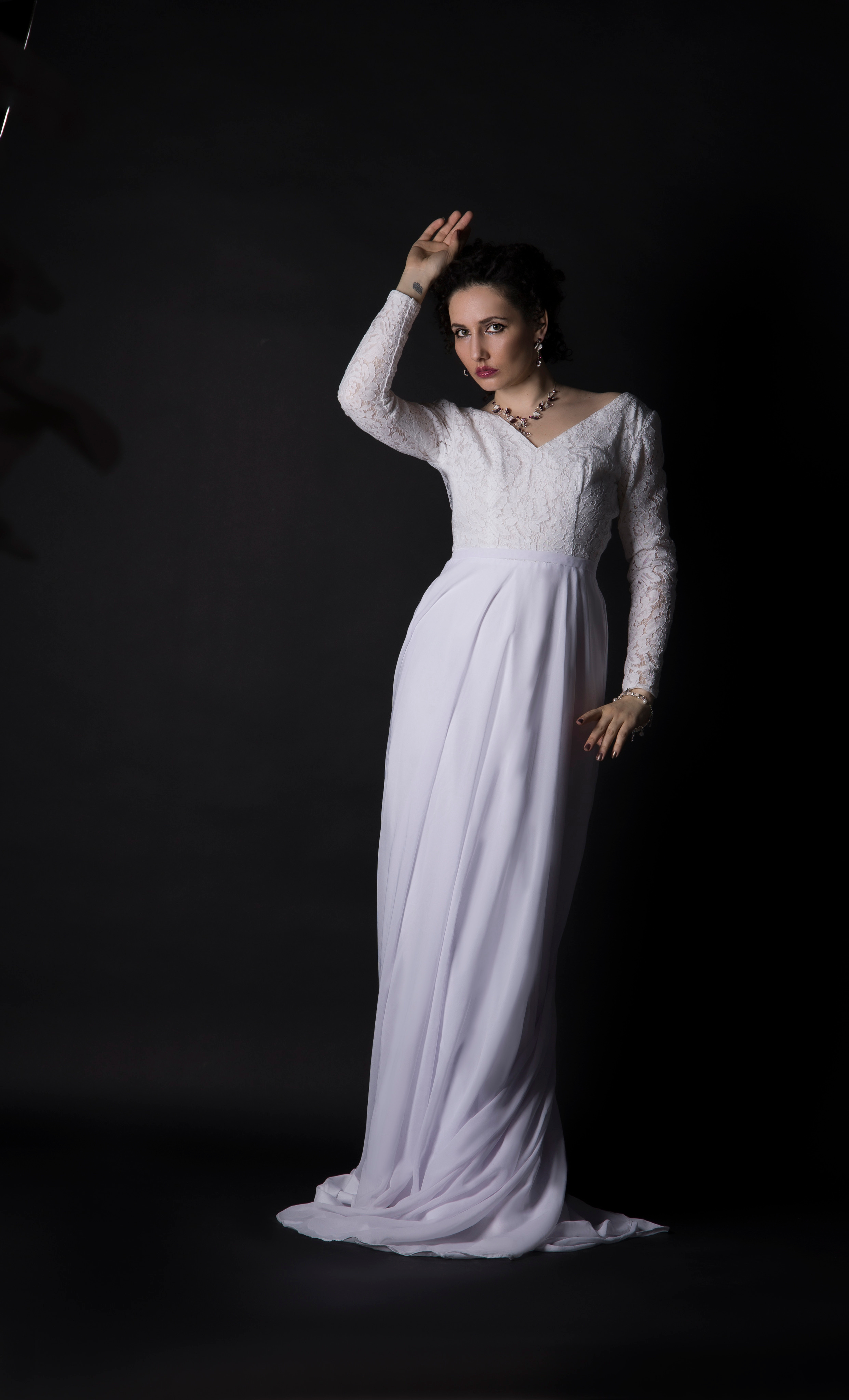 Карнавальные костюмы, вечерние и свадебные платья аренда посуточно, прокат в Жуковском. Фотограф для маркетплейсов, фотоуслуги в Жуковском Татьяна Марсуверских