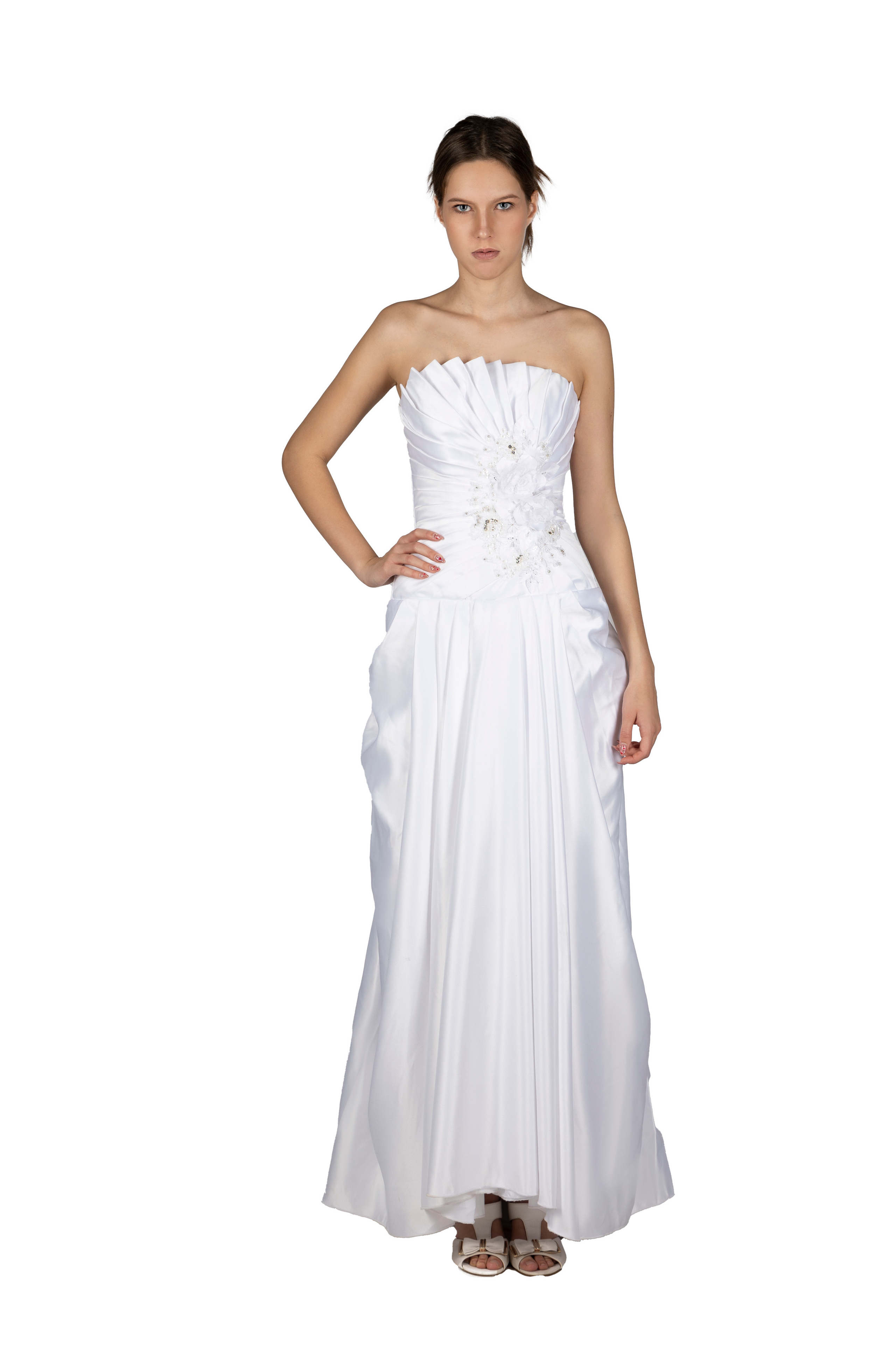 Карнавальные костюмы, вечерние и свадебные платья аренда посуточно, прокат в Жуковском. Фотограф для маркетплейсов, фотоуслуги в Жуковском Татьяна Марсуверских