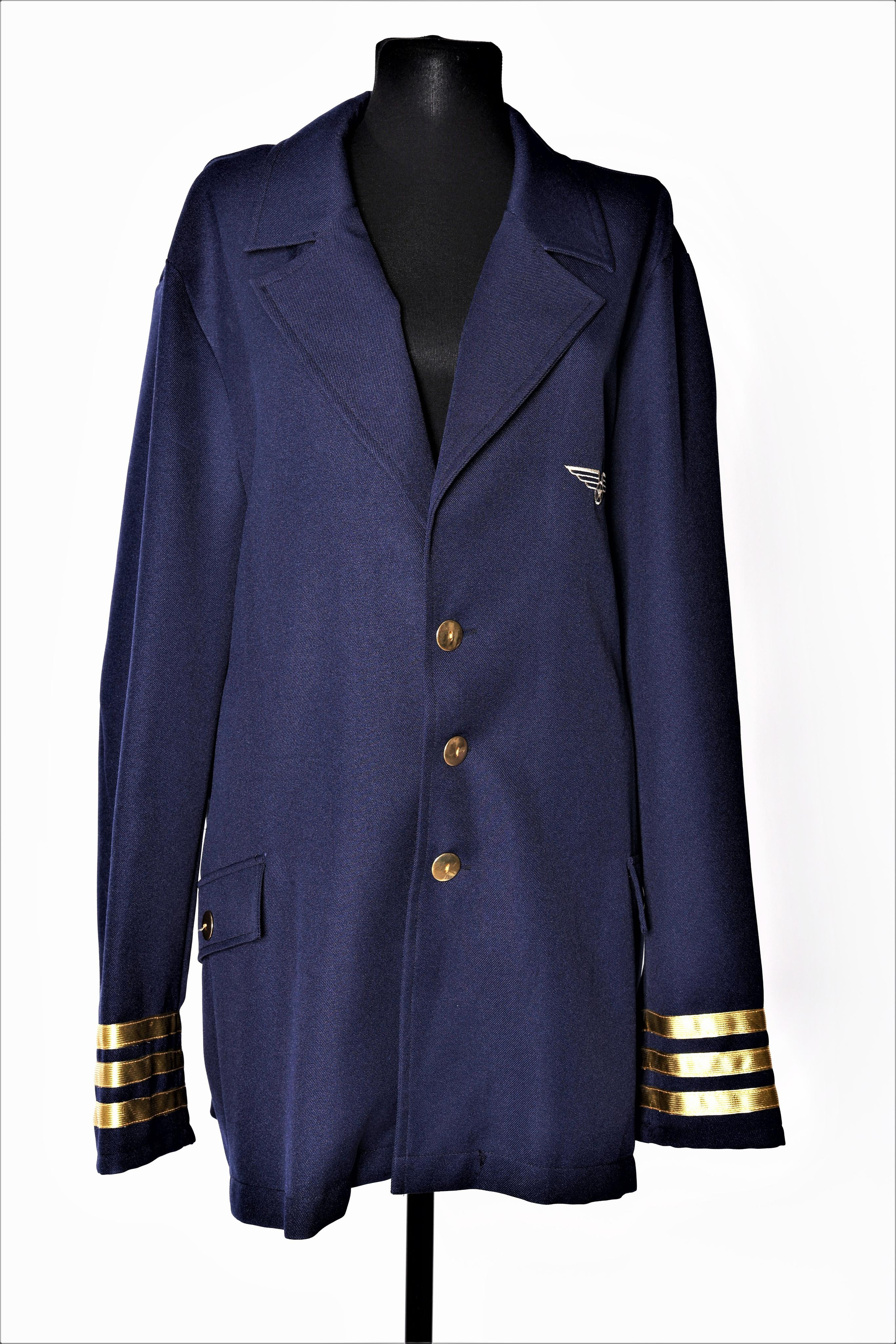 Карнавальные костюмы, вечерние и свадебные платья аренда посуточно, прокат в Жуковском. Фотограф для маркетплейсов, фотоуслуги в Жуковском Татьяна Марсуверских