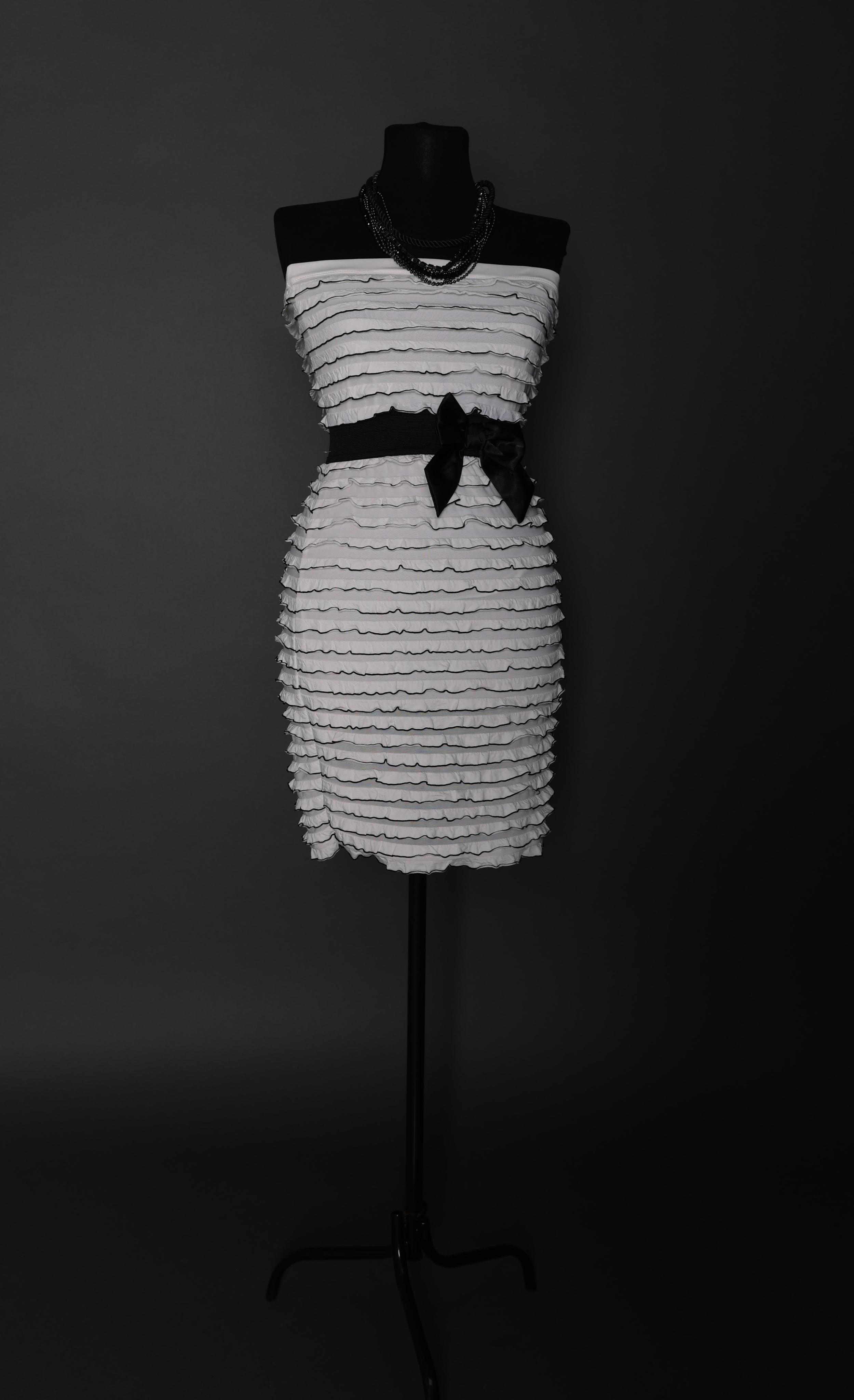 Карнавальные костюмы, вечерние и свадебные платья аренда посуточно, прокат в Жуковском. Фотограф для маркетплейсов, фотоуслуги в Жуковском Татьяна Марсуверских