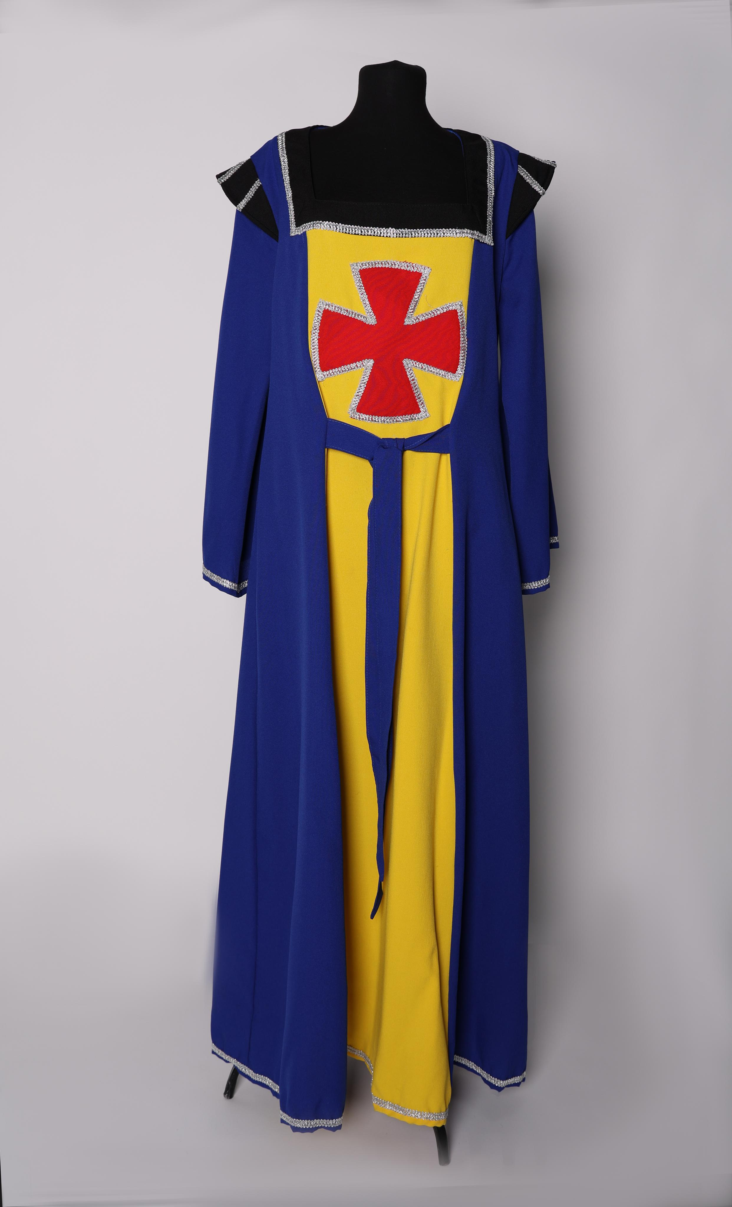 Карнавальные костюмы, вечерние и свадебные платья аренда посуточно, прокат в Жуковском. Фотограф для маркетплейсов, фотоуслуги в Жуковском Татьяна Марсуверских