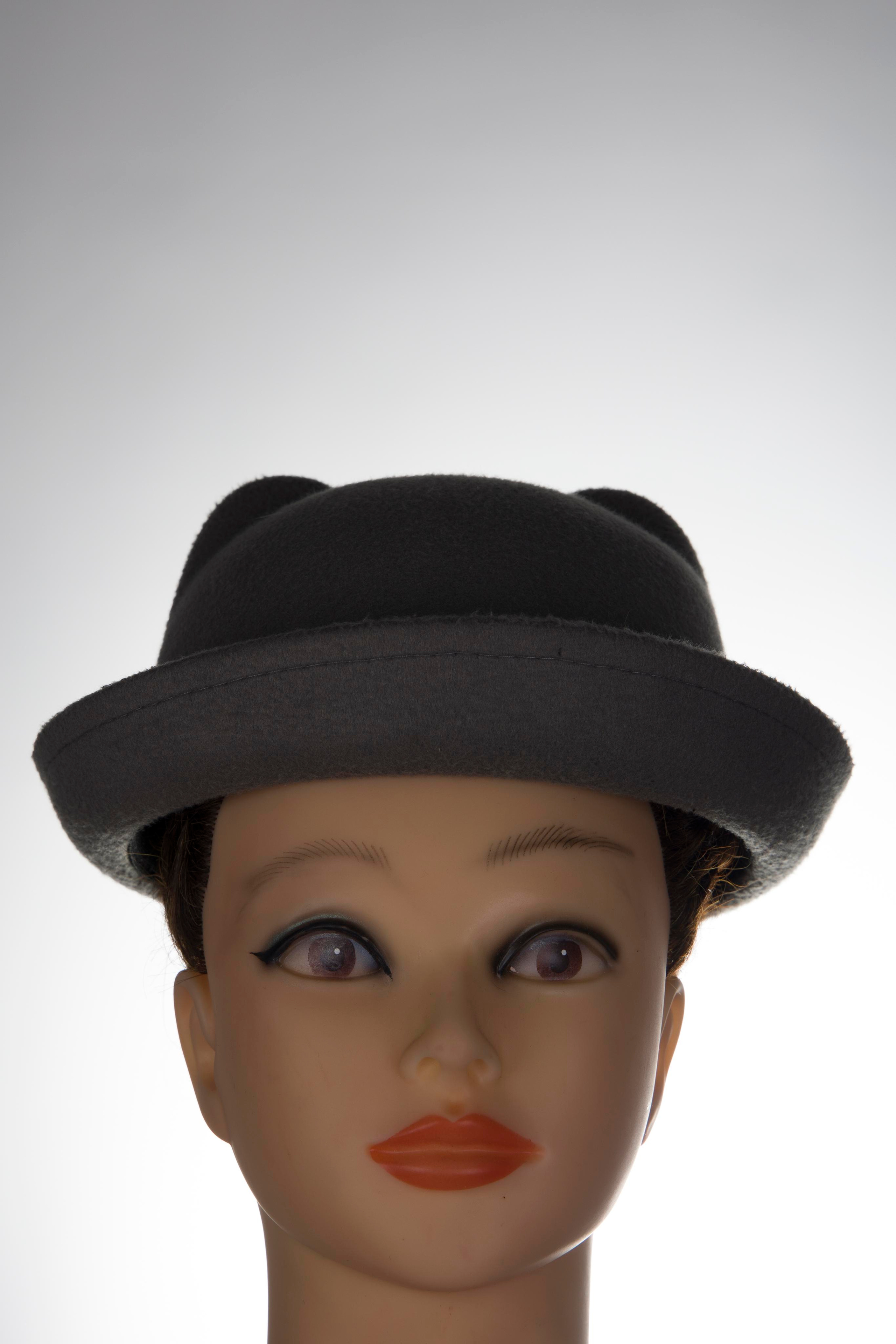 Карнавальные костюмы, вечерние и свадебные платья аренда посуточно, прокат в Жуковском. Одежда для фотосессий, аксессуары. Фотограф для маркетплейсов, фотоуслуги в Жуковском Татьяна Марсуверских