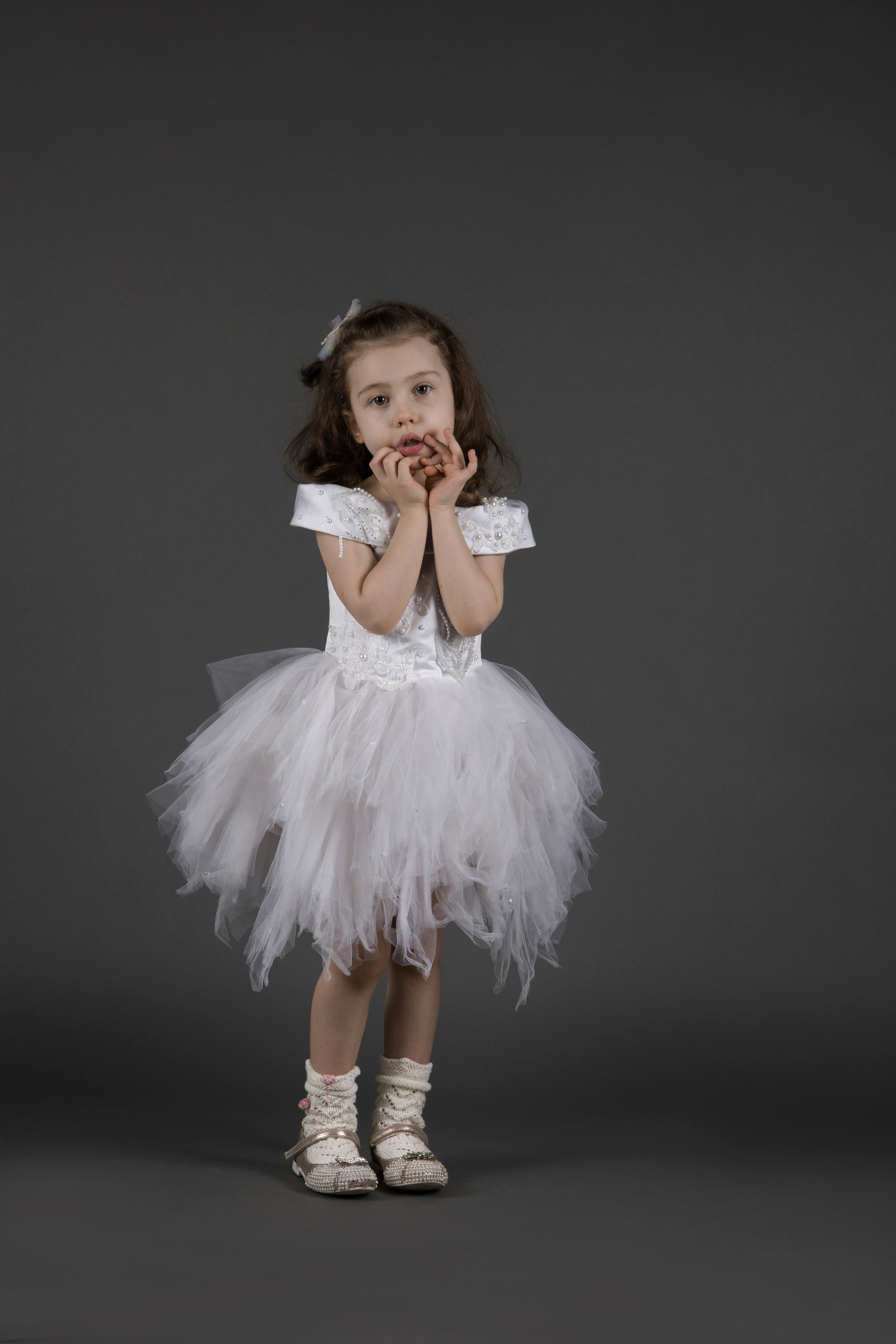 Фотограф Татьяна Марсуверских, участник и многократный призёр всероссийских и  международных конкурсов. Фотограф Жуковский, фотоуслуги в жуковском , Фотосессии, студийная съёмка, студийный портрет, студийный фотограф, детский фотограф, уличная фотопрогулка, репортажная съёмка, съёмки для маркетплейс, свадебный фотограф, свадебная фотосессия, церковная съёмка, церковный фотограф, съёмка  крещения, фотограф на крестины, съёмка венчания, фотосессия беременности , фотограф на выписку из род. дома, фотограф в школу, фотограф в детский сад, арт фотограф, предметная съёмка, предметный фотограф, фотограф на день рождения, фотограф на детский праздник, осенняя фотосессия, деловая фотосессия, портфолио, бьюти фотограф, фотограф автотранспорта, съёмка недвижимости, пейзажная съёмка, коммерческий фотограф, новогодняя фотосессия, эмоциональный портрет, фуд фотограф, фотограф анималист, уличный фотограф, домашняя фотосессия, косплей, модели, ню, пейзажный фотограф, фотосъёмка архитектуры, ретушь, обработка фотографий, фотосъёмка новорожденных Фотограф Татьяна Марсуверских  прокат карнавальных костюмов в Жуковском, крылья, аренда костюмов, вечерние платья, реквизит для съёмок, одежда, наряды для фотосессий посуточно