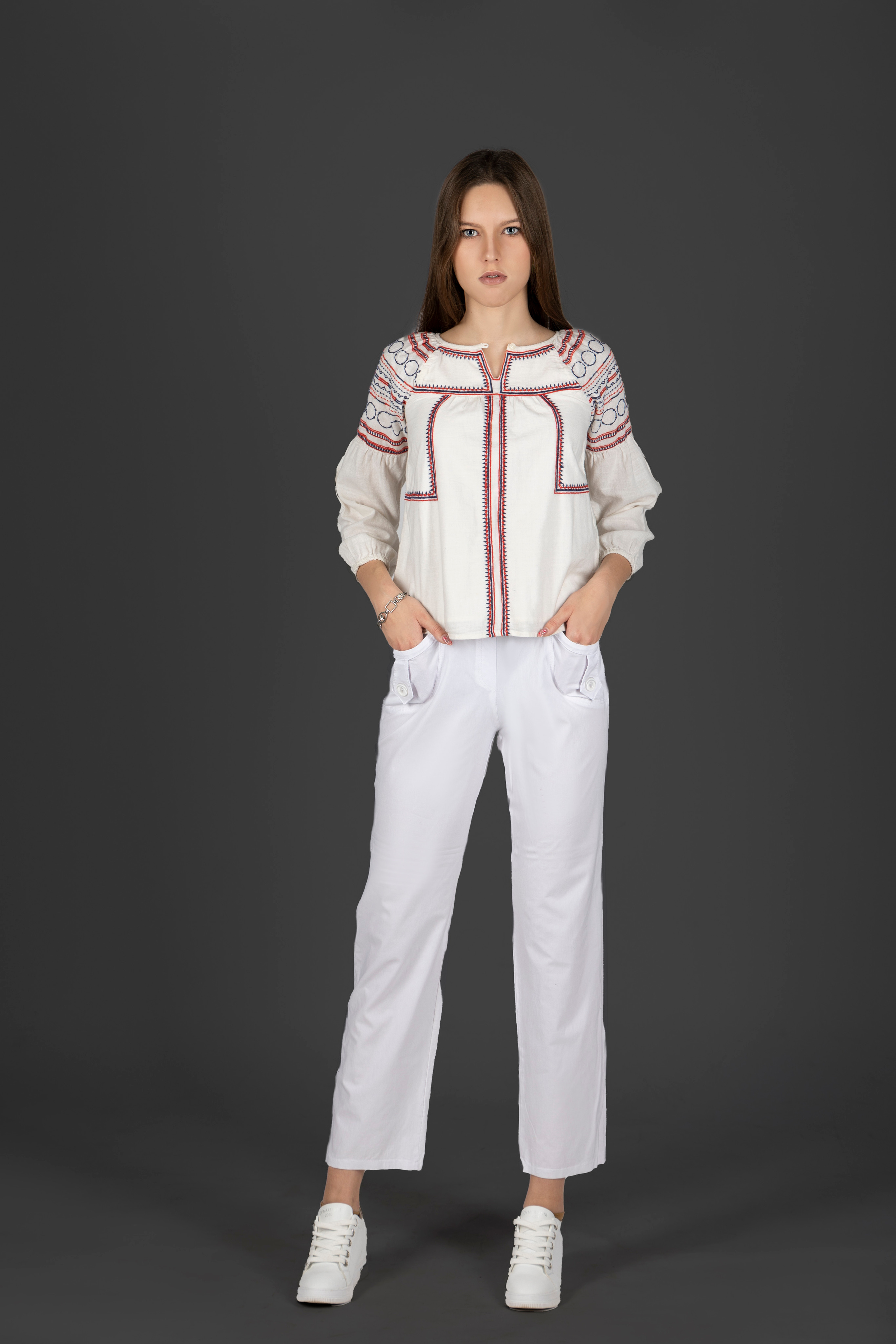 Модели для съёмок товаров на маркетплейсах. Фотограф Татьяна Марсуверских Жуковский. Фотограф для маркетплейсов, фотоуслуги в Жуковском Татьяна Марсуверских