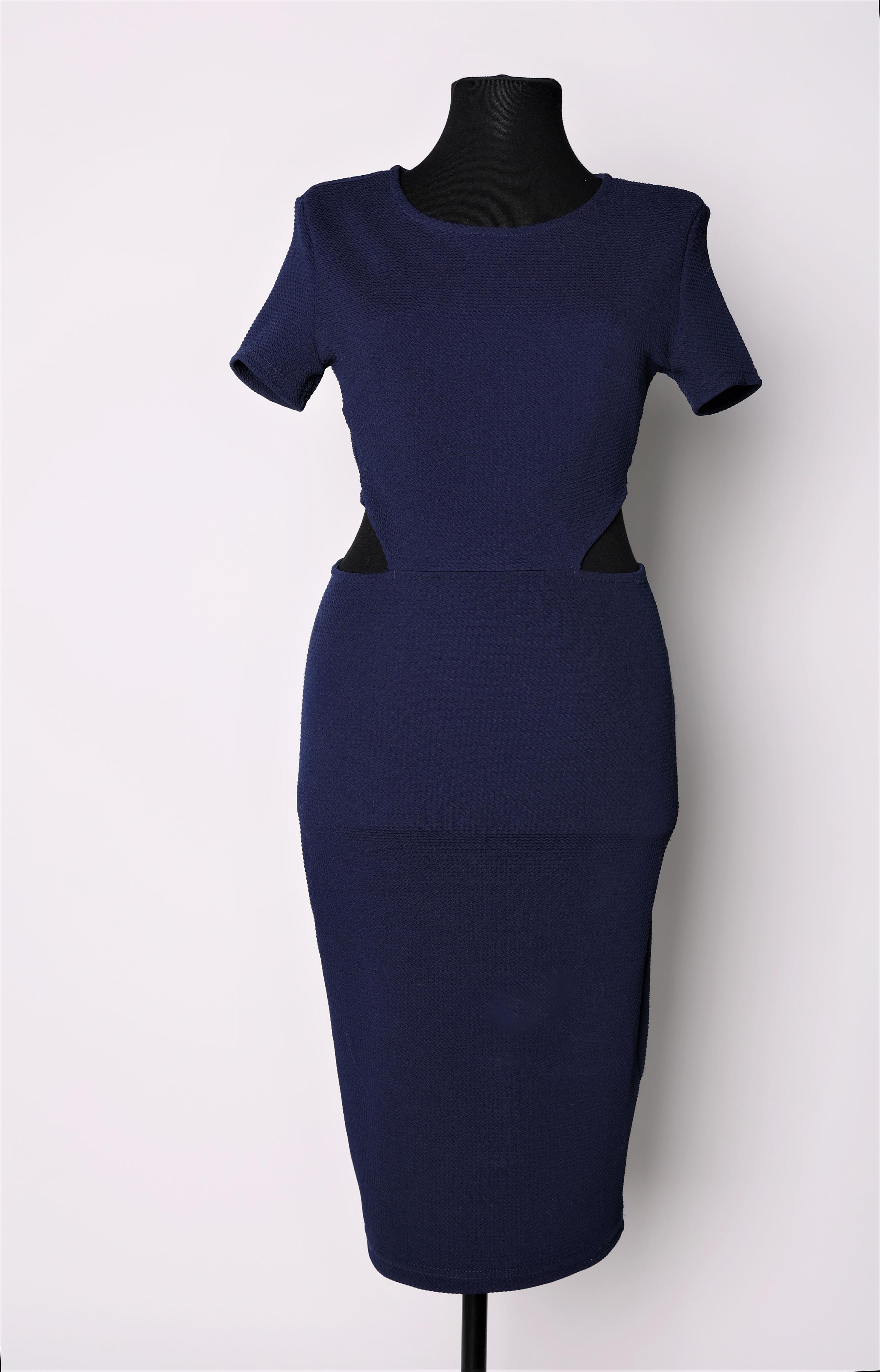 Карнавальные костюмы, вечерние и свадебные платья аренда посуточно, прокат в Жуковском. Фотограф для маркетплейсов, фотоуслуги в Жуковском Татьяна Марсуверских