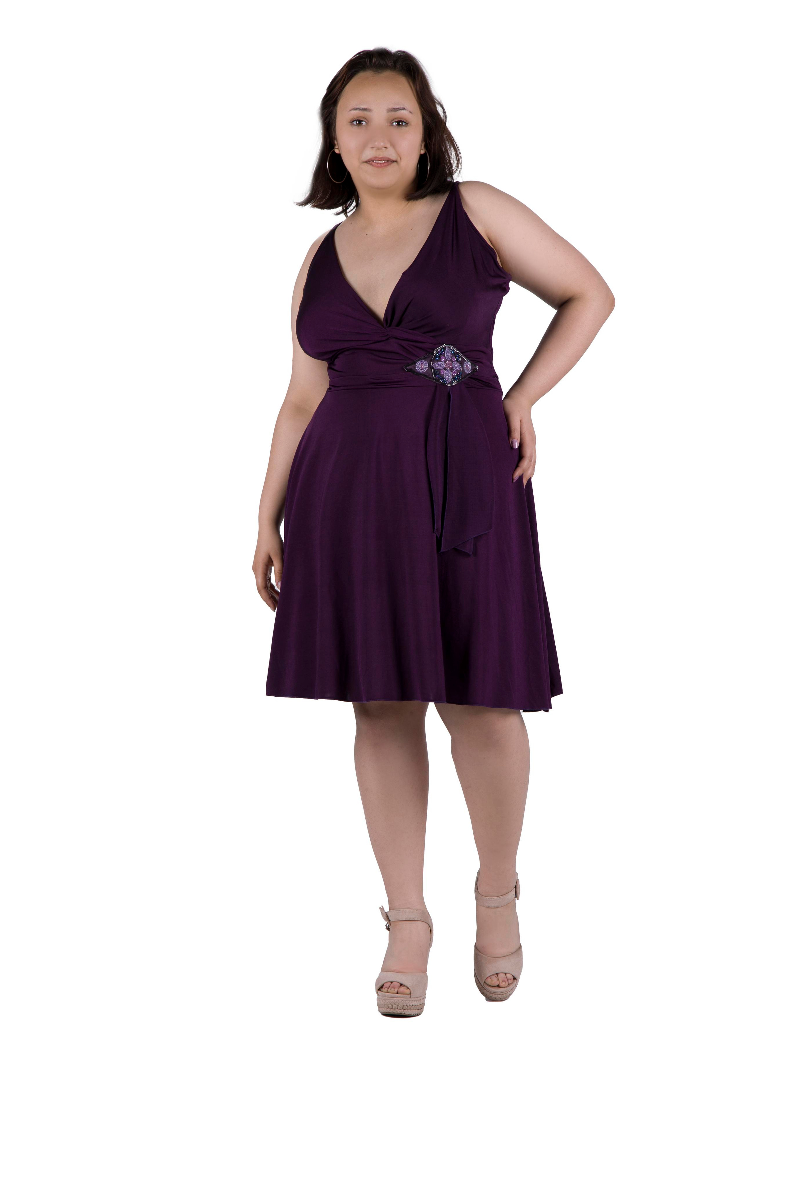 Карнавальные костюмы, вечерние и свадебные платья аренда посуточно, прокат в Жуковском. Фотограф для маркетплейсов, фотоуслуги в Жуковском Татьяна Марсуверских