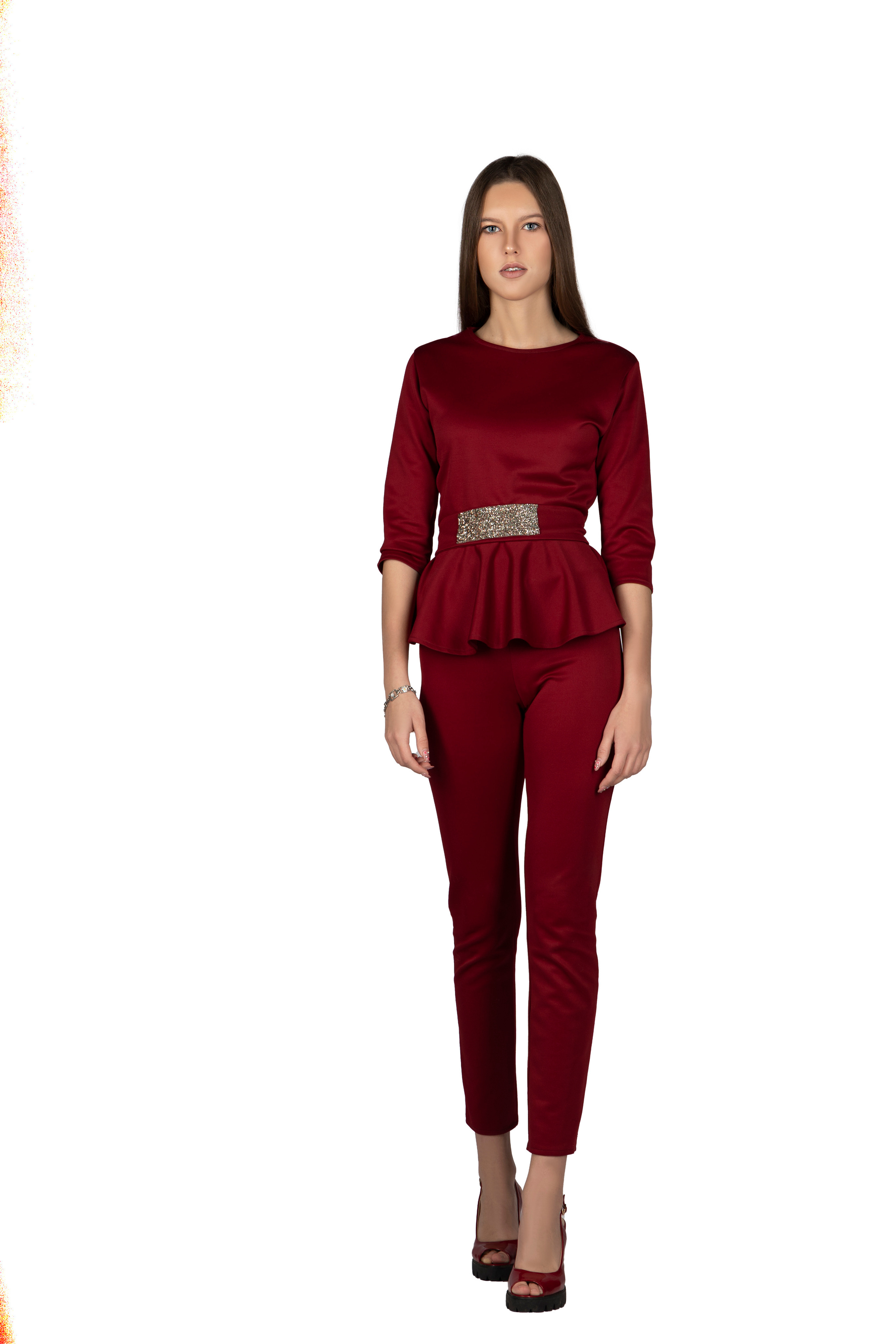 Модели для съёмок товаров на маркетплейсах. Фотограф Татьяна Марсуверских Жуковский. Фотограф для маркетплейсов, фотоуслуги в Жуковском Татьяна Марсуверских