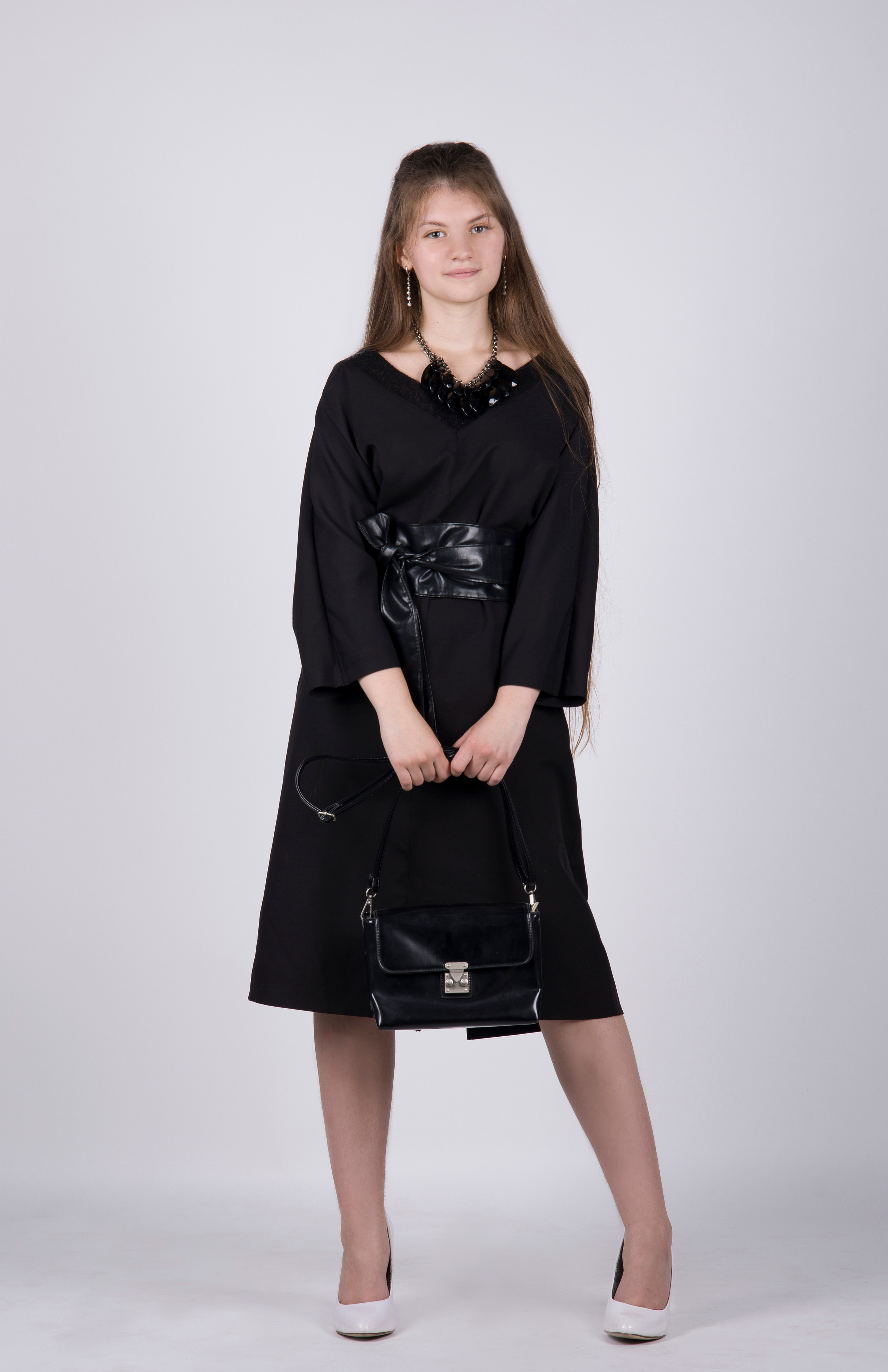 Карнавальные костюмы, вечерние и свадебные платья аренда посуточно, прокат в Жуковском. Фотограф для маркетплейсов, фотоуслуги в Жуковском Татьяна Марсуверских