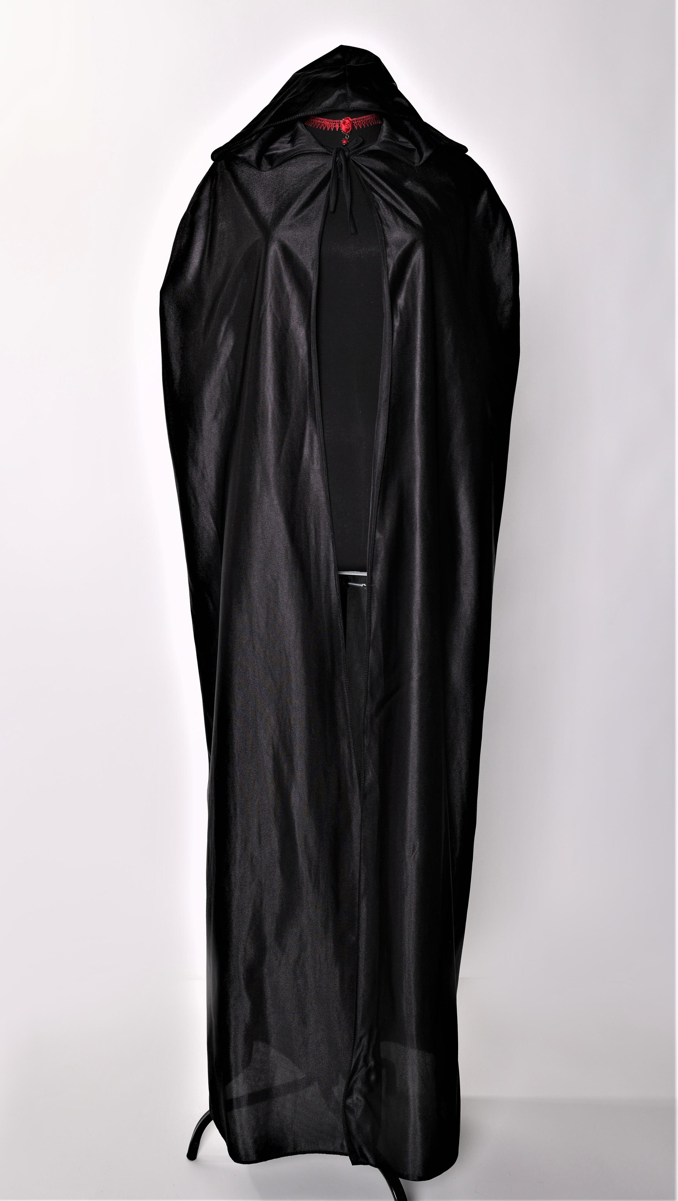 Карнавальные костюмы, вечерние и свадебные платья аренда посуточно, прокат в Жуковском. Одежда для фотосессий, аксессуары. Фотограф для маркетплейсов, фотоуслуги в Жуковском Татьяна Марсуверских