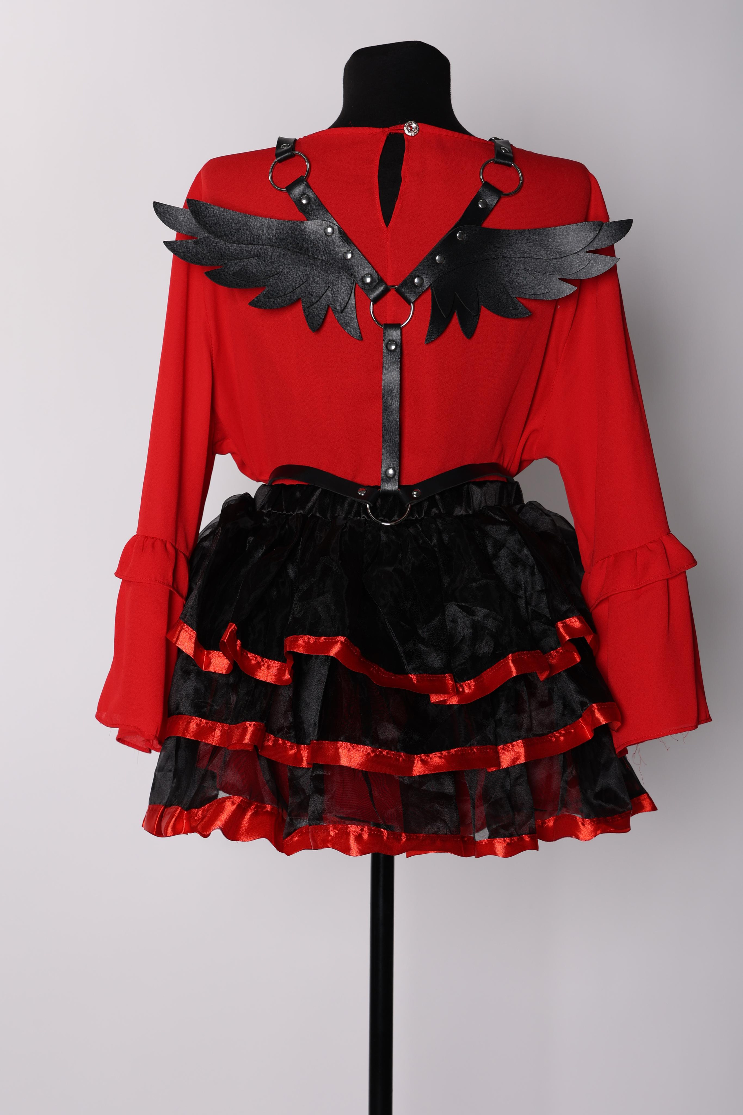 Фотограф Татьяна Марсуверских, участник и многократный призёр всероссийских и  международных конкурсов. Фотограф Жуковский, фотоуслуги в жуковском , Фотосессии, студийная съёмка, студийный портрет, студийный фотограф, детский фотограф, уличная фотопрогулка, репортажная съёмка, съёмки для маркетплейс, свадебный фотограф, свадебная фотосессия, церковная съёмка, церковный фотограф, съёмка  крещения, фотограф на крестины, съёмка венчания, фотосессия беременности , фотограф на выписку из род. дома, фотограф в школу, фотограф в детский сад, арт фотограф, предметная съёмка, предметный фотограф, фотограф на день рождения, фотограф на детский праздник, осенняя фотосессия, деловая фотосессия, портфолио, бьюти фотограф, фотограф автотранспорта, съёмка недвижимости, пейзажная съёмка, коммерческий фотограф, новогодняя фотосессия, эмоциональный портрет, фуд фотограф, фотограф анималист, уличный фотограф, домашняя фотосессия, косплей, модели, ню, пейзажный фотограф, фотосъёмка архитектуры, ретушь, обработка фотографий, фотосъёмка новорожденных Фотограф Татьяна Марсуверских  прокат карнавальных костюмов в Жуковском, крылья, аренда костюмов, вечерние платья, реквизит для съёмок, одежда, наряды для фотосессий посуточно