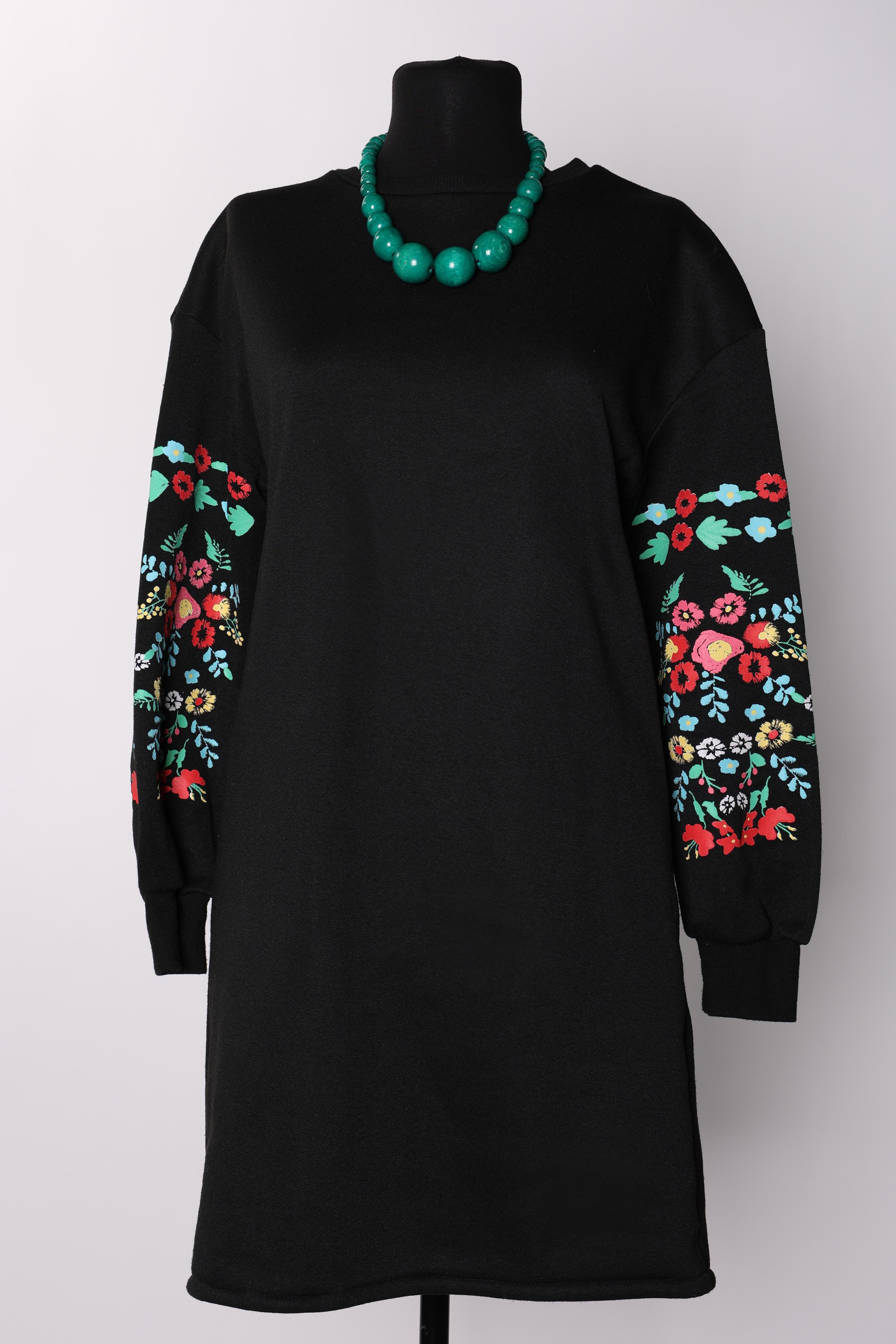 Карнавальные костюмы, вечерние и свадебные платья аренда посуточно, прокат в Жуковском. Фотограф для маркетплейсов, фотоуслуги в Жуковском Татьяна Марсуверских