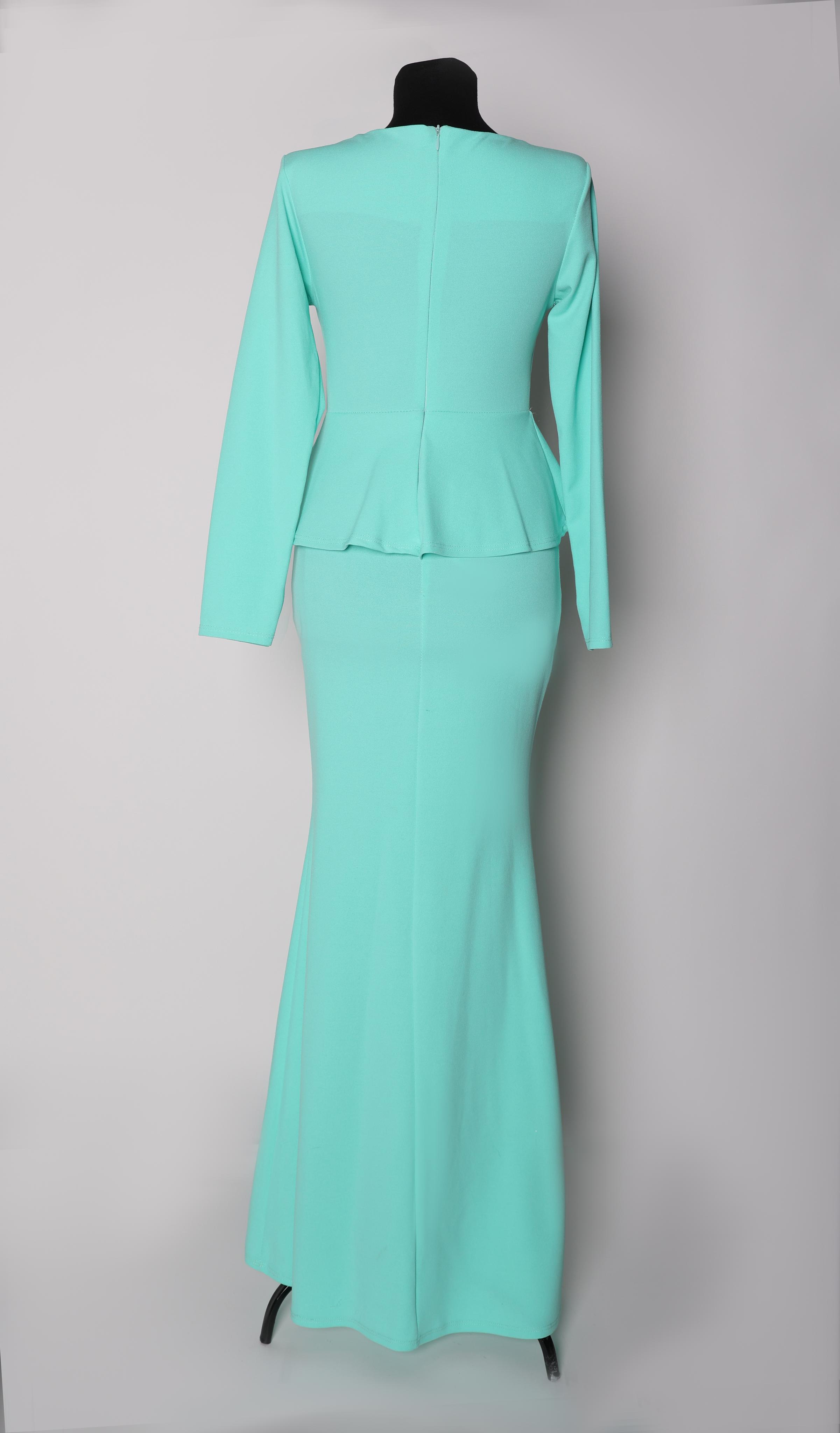 Карнавальные костюмы, вечерние и свадебные платья аренда посуточно, прокат в Жуковском. Фотограф для маркетплейсов, фотоуслуги в Жуковском Татьяна Марсуверских