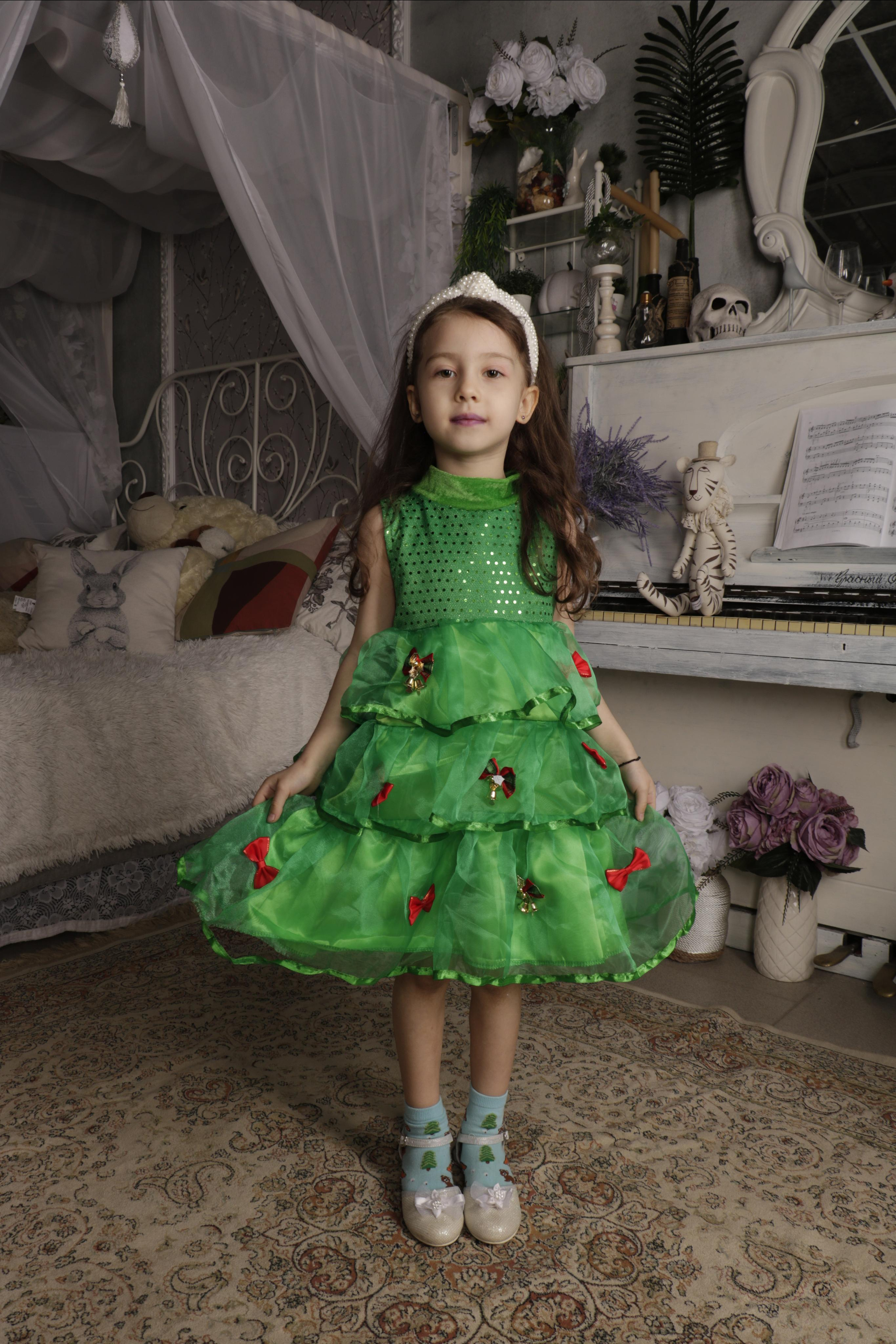 Карнавальные костюмы, вечерние и свадебные платья аренда посуточно, прокат в Жуковском. Одежда для фотосессий, аксессуары. Фотограф для маркетплейсов, фотоуслуги в Жуковском Татьяна Марсуверских