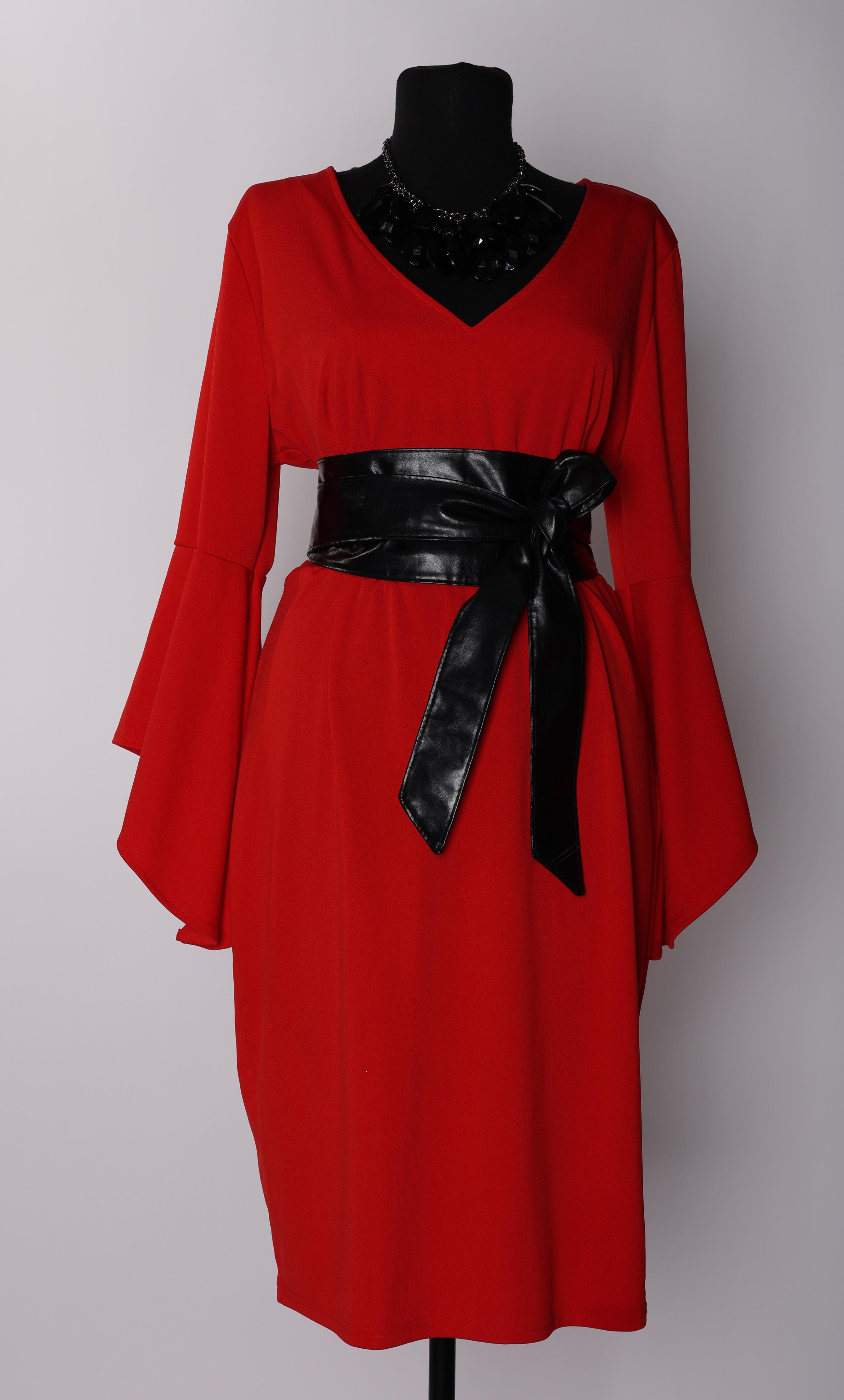 Карнавальные костюмы, вечерние и свадебные платья аренда посуточно, прокат в Жуковском. Фотограф для маркетплейсов, фотоуслуги в Жуковском Татьяна Марсуверских