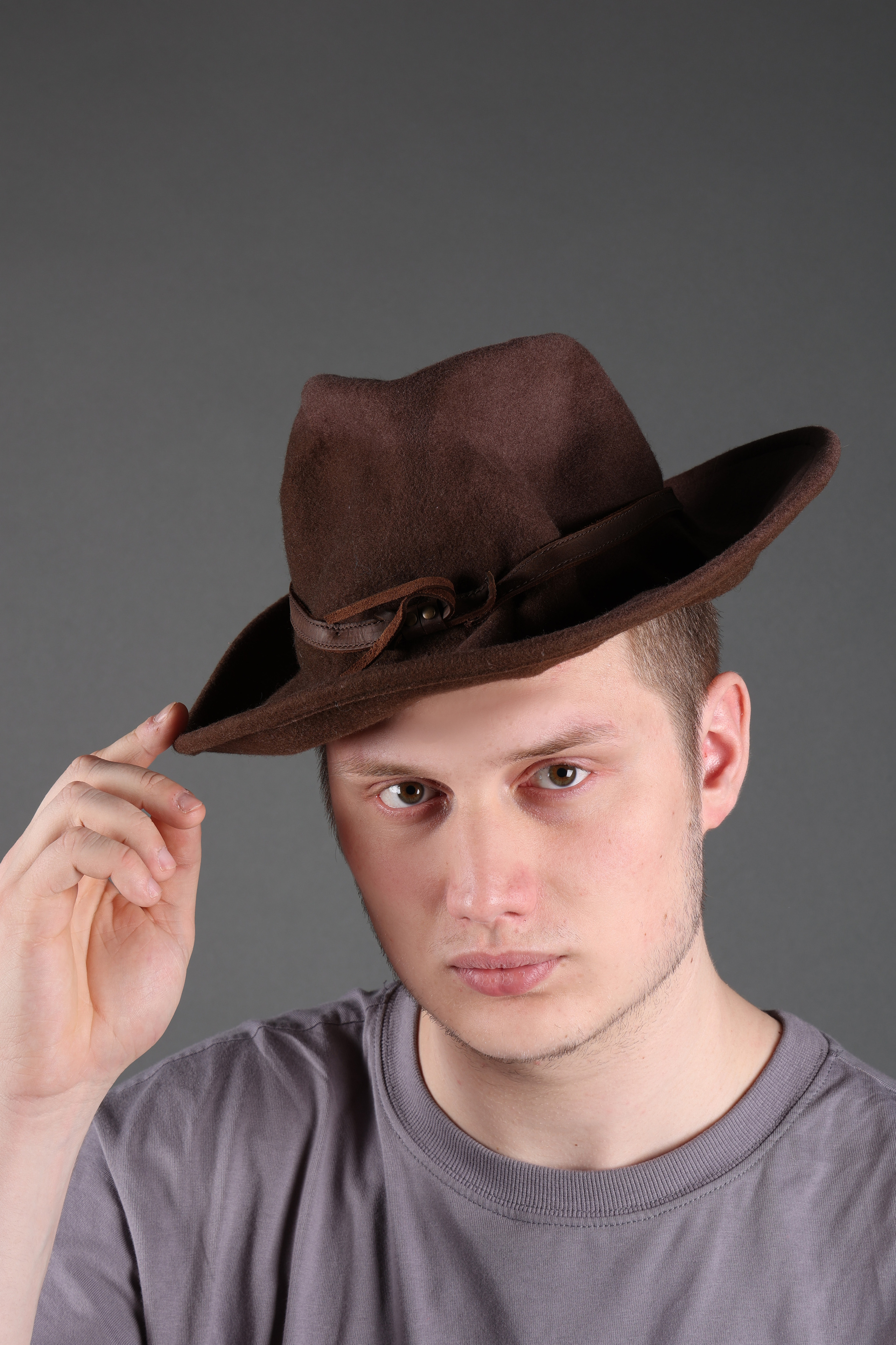 Карнавальные костюмы, вечерние и свадебные платья аренда посуточно, прокат в Жуковском. Одежда для фотосессий, аксессуары. Фотограф для маркетплейсов, фотоуслуги в Жуковском Татьяна Марсуверских