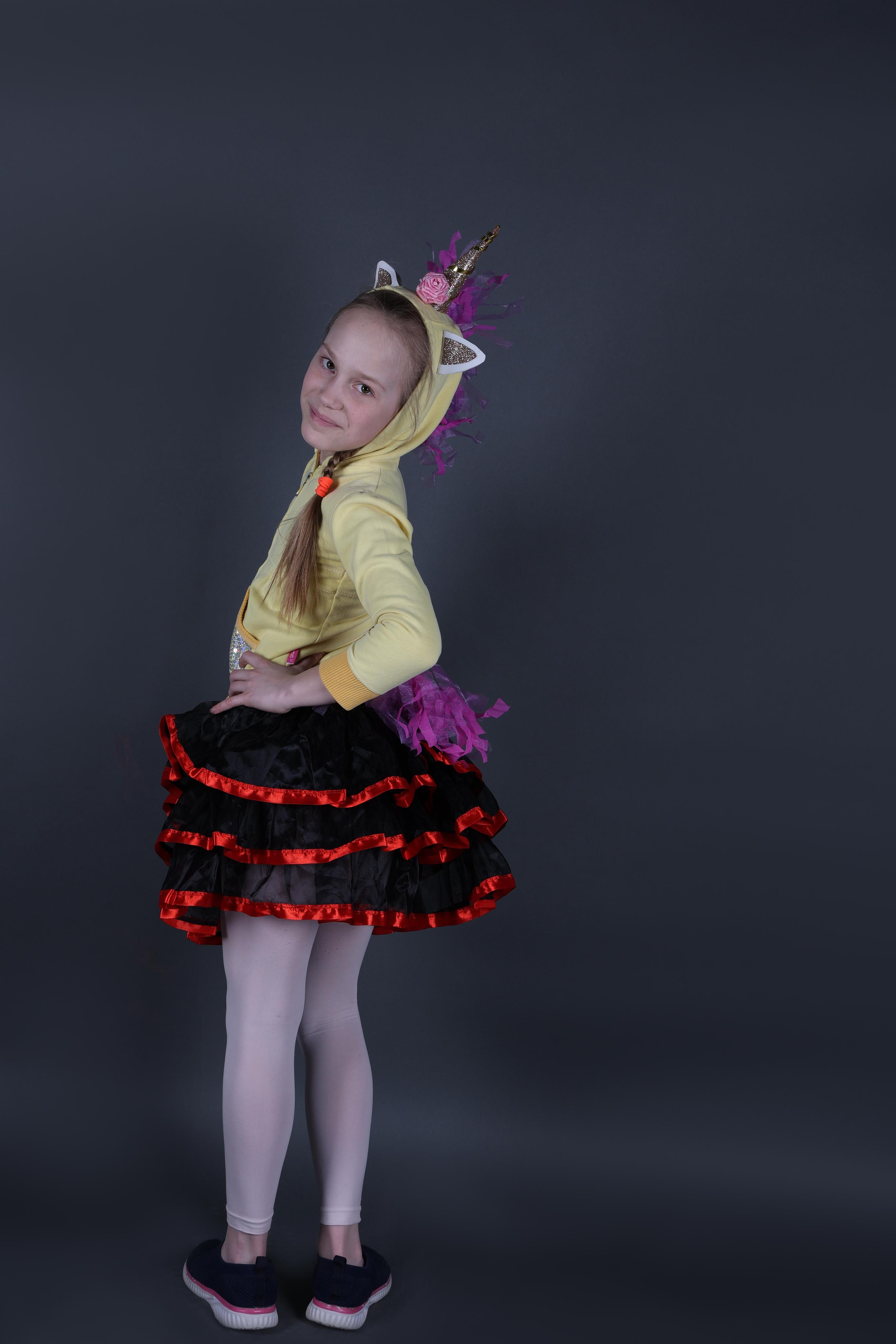 Карнавальные костюмы, вечерние и свадебные платья аренда посуточно, прокат в Жуковском. Одежда для фотосессий, аксессуары. Фотограф для маркетплейсов, фотоуслуги в Жуковском Татьяна Марсуверских