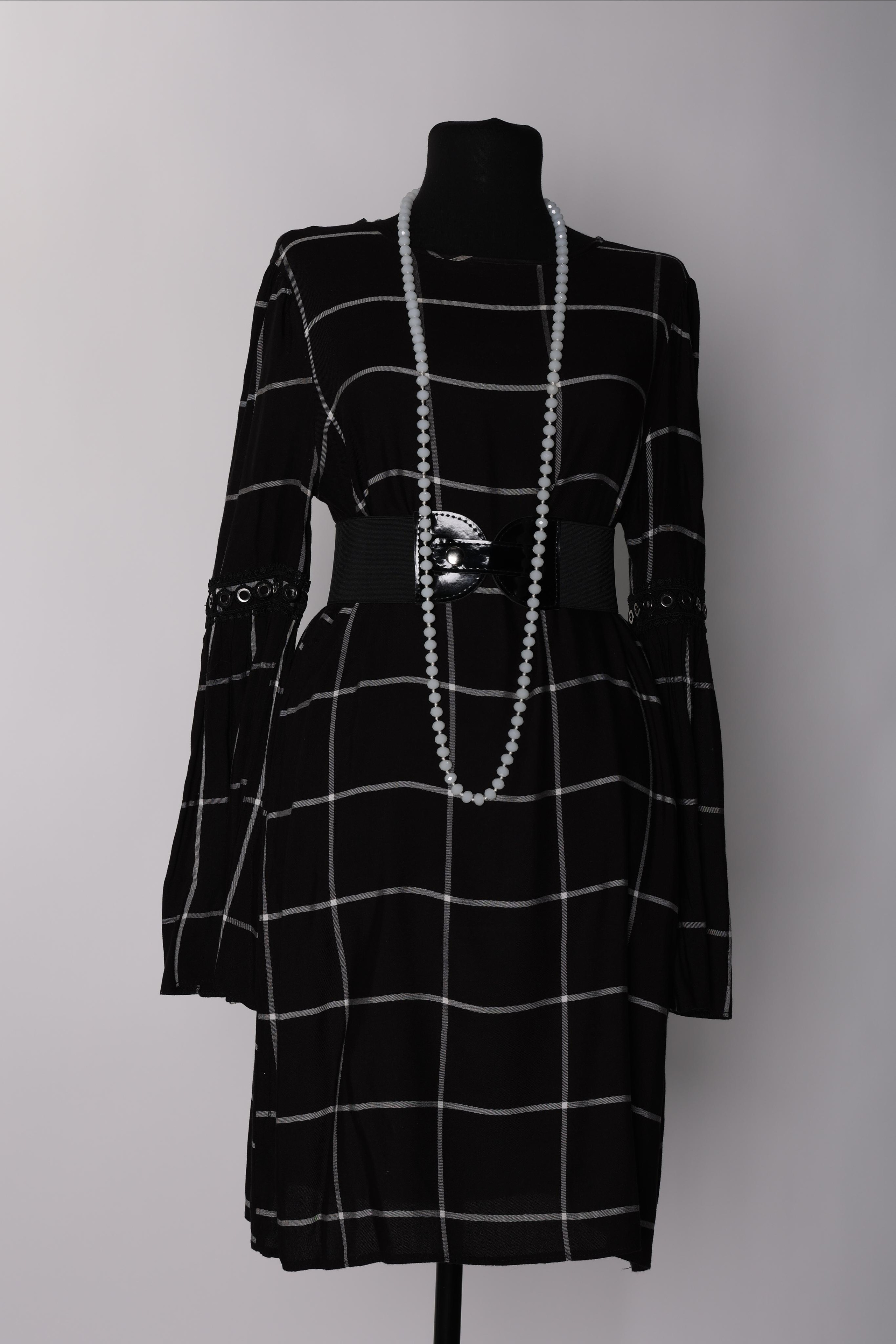 Карнавальные костюмы, вечерние и свадебные платья аренда посуточно, прокат в Жуковском. Фотограф для маркетплейсов, фотоуслуги в Жуковском Татьяна Марсуверских