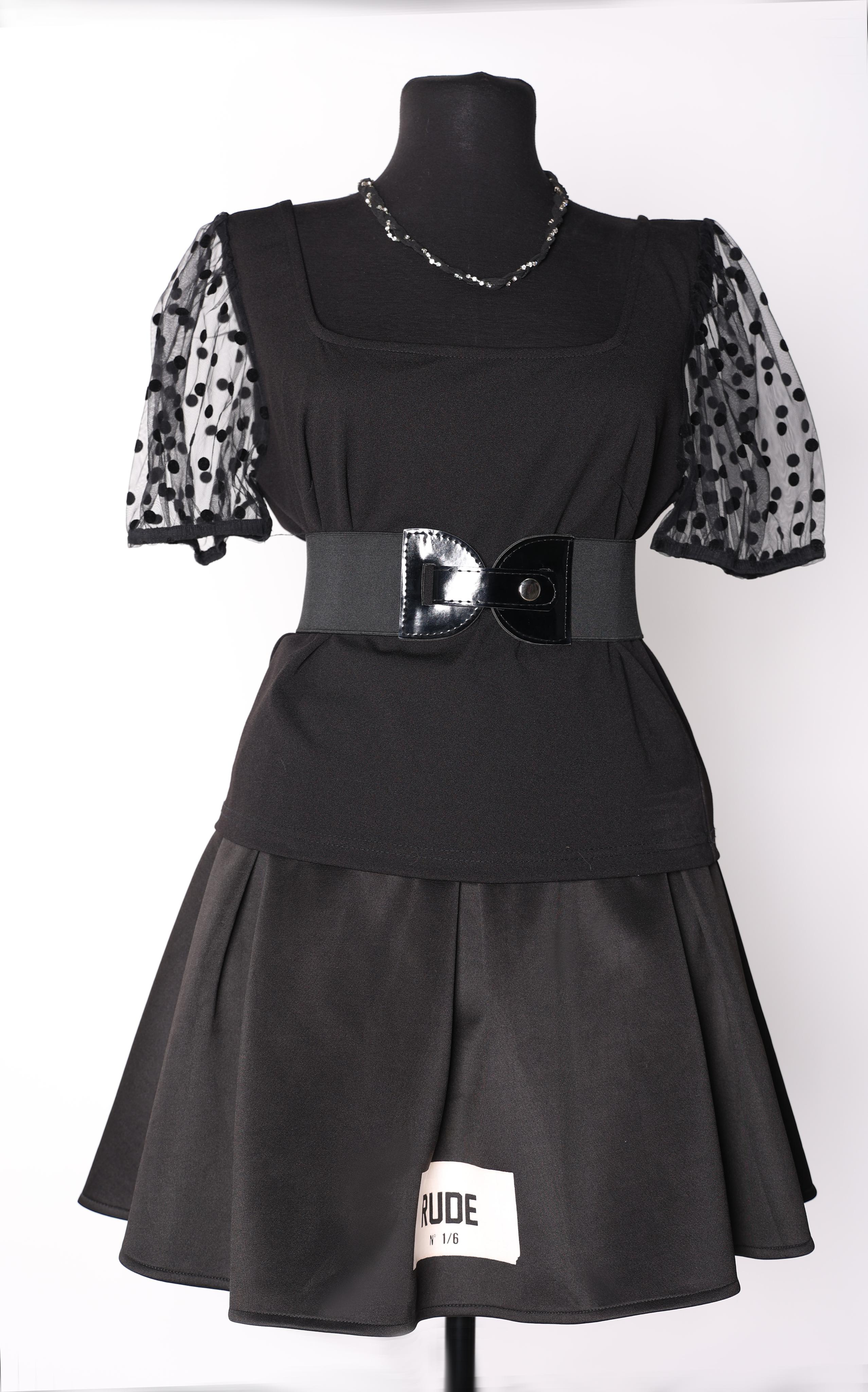 Карнавальные костюмы, вечерние и свадебные платья аренда посуточно, прокат в Жуковском. Фотограф для маркетплейсов, фотоуслуги в Жуковском Татьяна Марсуверских