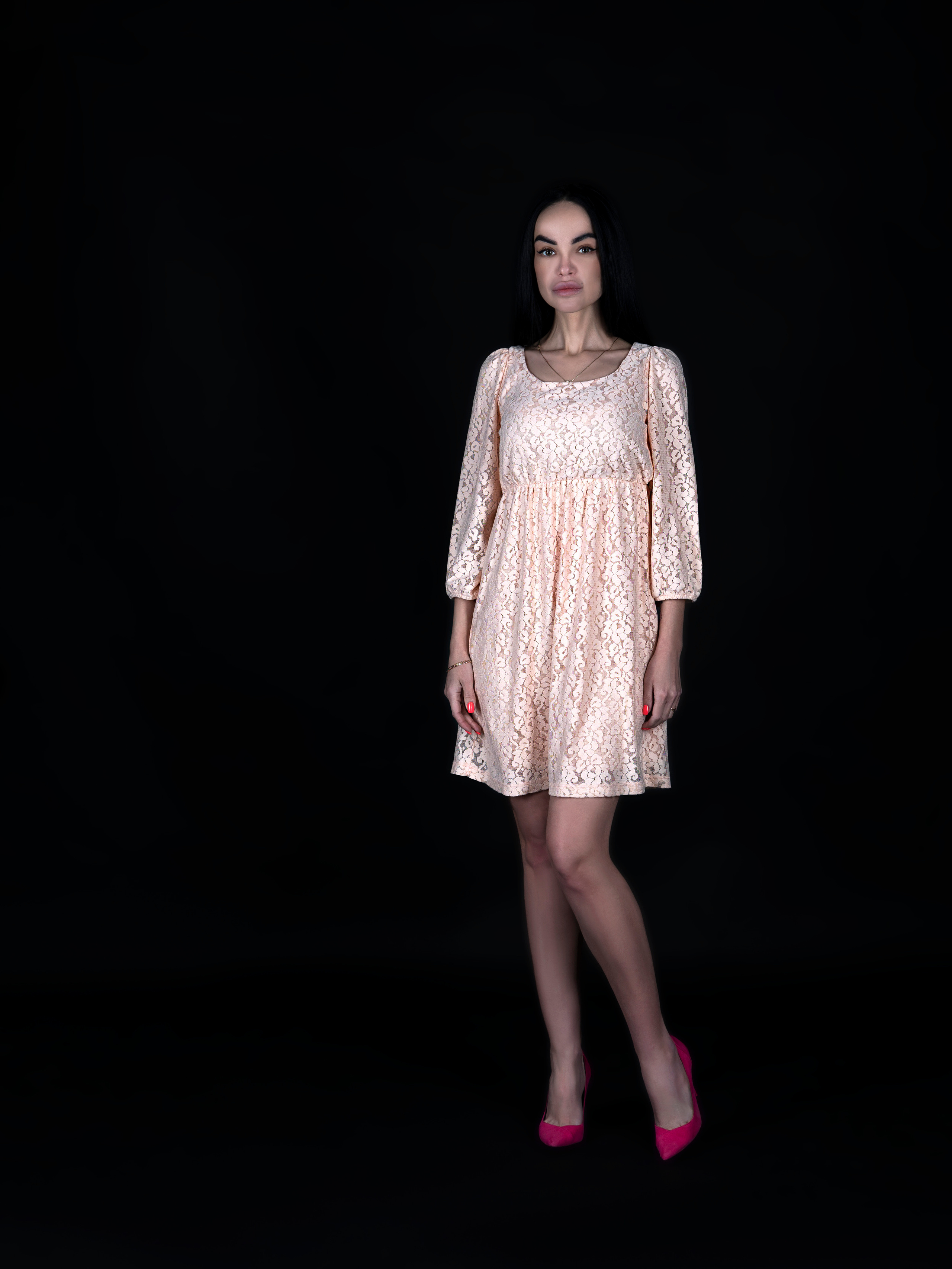 Карнавальные костюмы, вечерние и свадебные платья аренда посуточно, прокат в Жуковском. Фотограф для маркетплейсов, фотоуслуги в Жуковском Татьяна Марсуверских