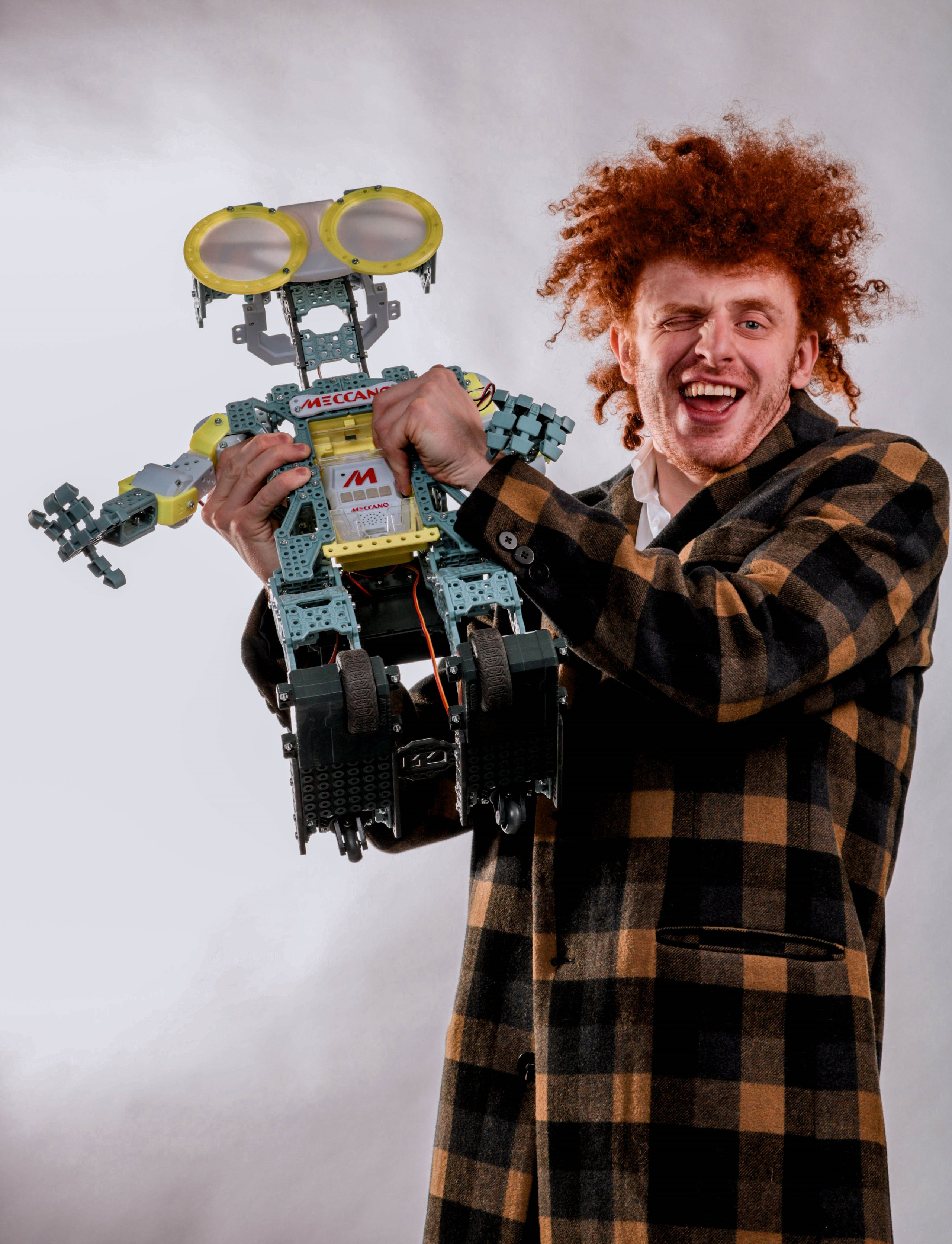 Автоблогер рыжий бас Юрий Кулий. Фотограф для маркетплейсов, фотоуслуги в Жуковском Татьяна Марсуверских