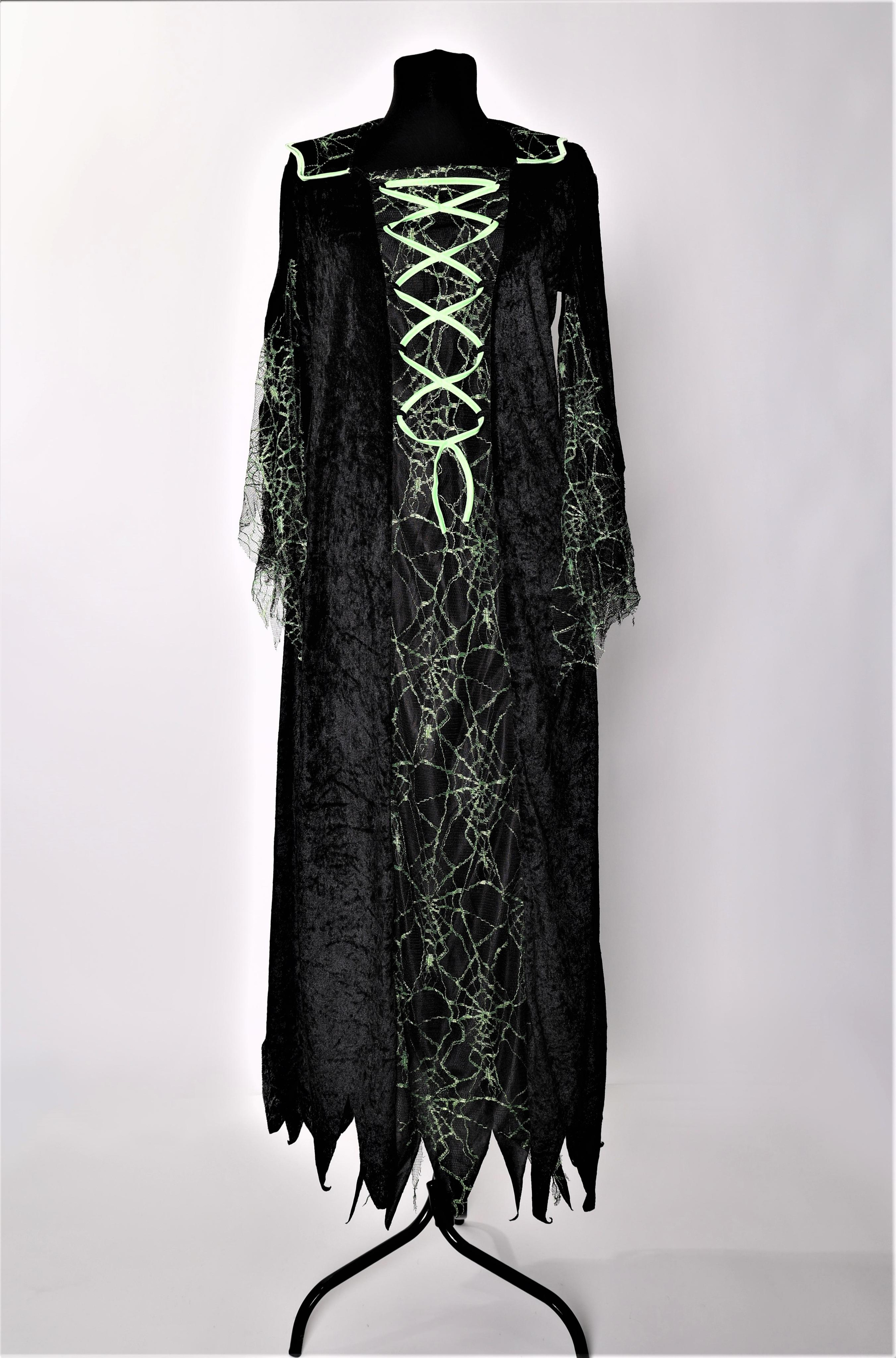 Фотограф Татьяна Марсуверских, участник и многократный призёр всероссийских и  международных конкурсов. Фотограф Жуковский, фотоуслуги в жуковском , Фотосессии, студийная съёмка, студийный портрет, студийный фотограф, детский фотограф, уличная фотопрогулка, репортажная съёмка, съёмки для маркетплейс, свадебный фотограф, свадебная фотосессия, церковная съёмка, церковный фотограф, съёмка  крещения, фотограф на крестины, съёмка венчания, фотосессия беременности , фотограф на выписку из род. дома, фотограф в школу, фотограф в детский сад, арт фотограф, предметная съёмка, предметный фотограф, фотограф на день рождения, фотограф на детский праздник, осенняя фотосессия, деловая фотосессия, портфолио, бьюти фотограф, фотограф автотранспорта, съёмка недвижимости, пейзажная съёмка, коммерческий фотограф, новогодняя фотосессия, эмоциональный портрет, фуд фотограф, фотограф анималист, уличный фотограф, домашняя фотосессия, косплей, модели, ню, пейзажный фотограф, фотосъёмка архитектуры, ретушь, обработка фотографий, фотосъёмка новорожденных Фотограф Татьяна Марсуверских  прокат карнавальных костюмов в Жуковском, крылья, аренда костюмов, вечерние платья, реквизит для съёмок, одежда, наряды для фотосессий посуточно