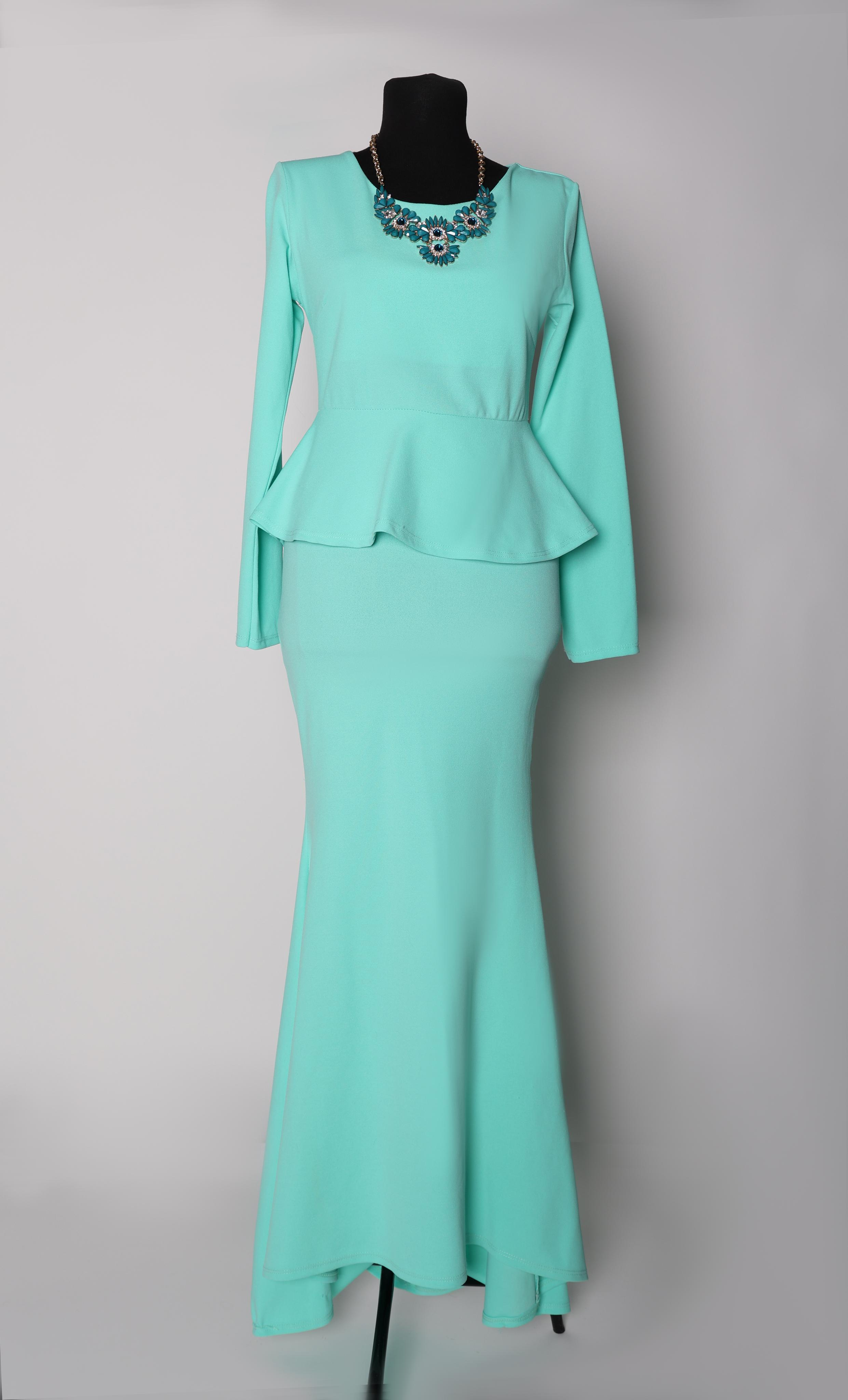 Карнавальные костюмы, вечерние и свадебные платья аренда посуточно, прокат в Жуковском. Фотограф для маркетплейсов, фотоуслуги в Жуковском Татьяна Марсуверских